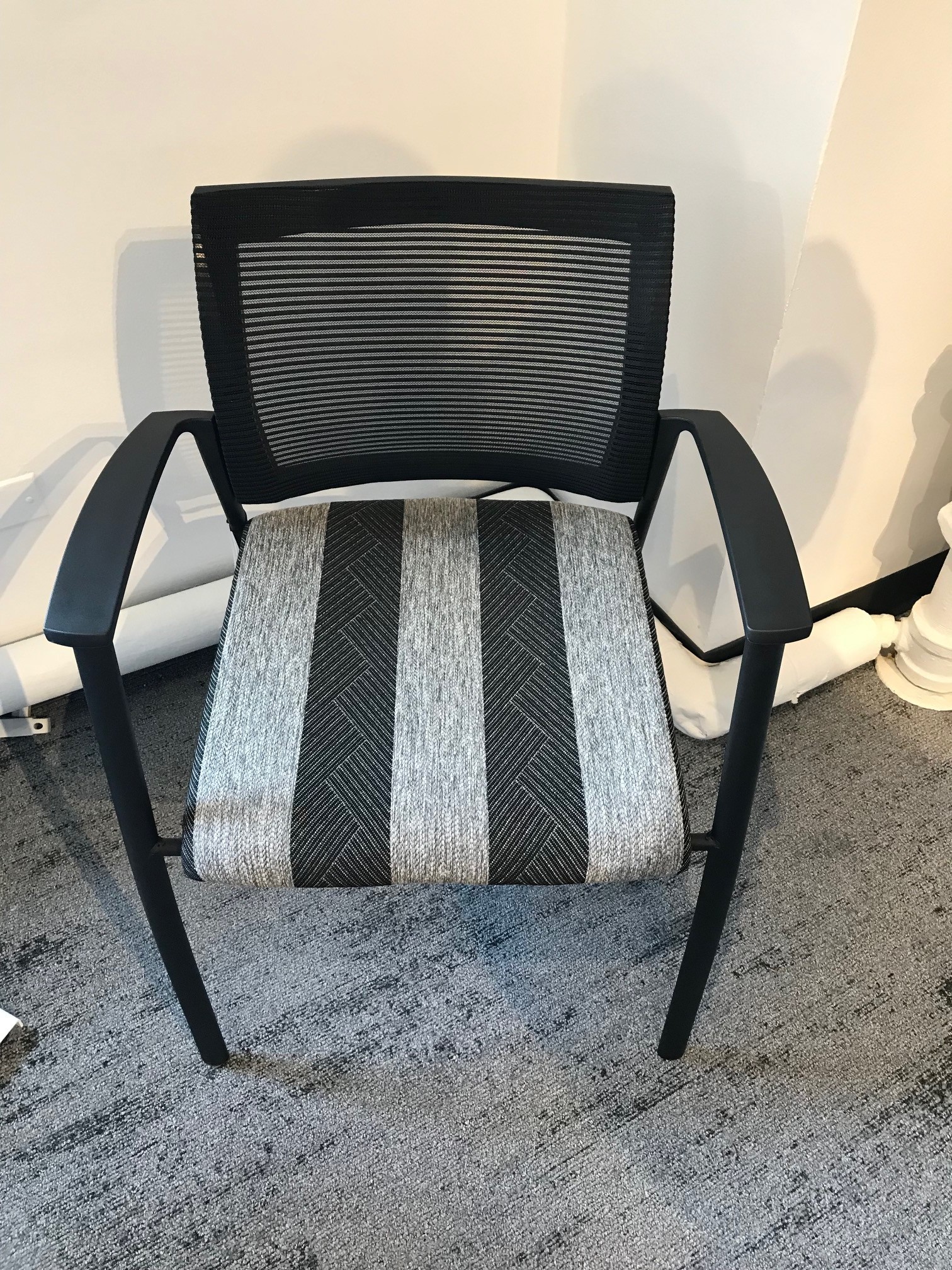 1213-11 Yotta - Obsidian Installation Image