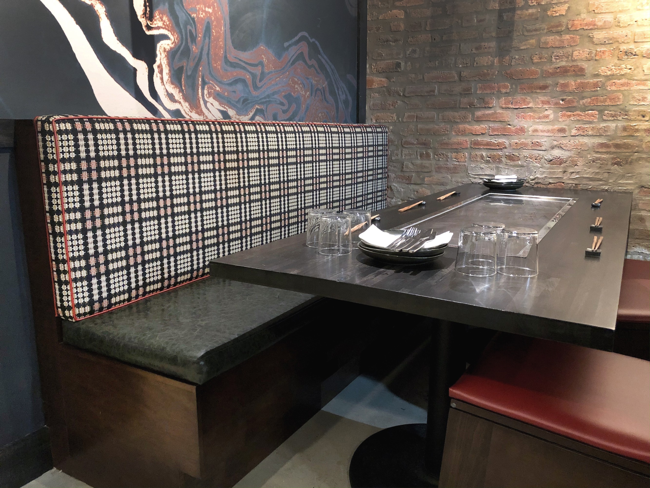 4577-05 Dimension - Spacetime, 6817-09 Taurus - Deep Olive Installation Image