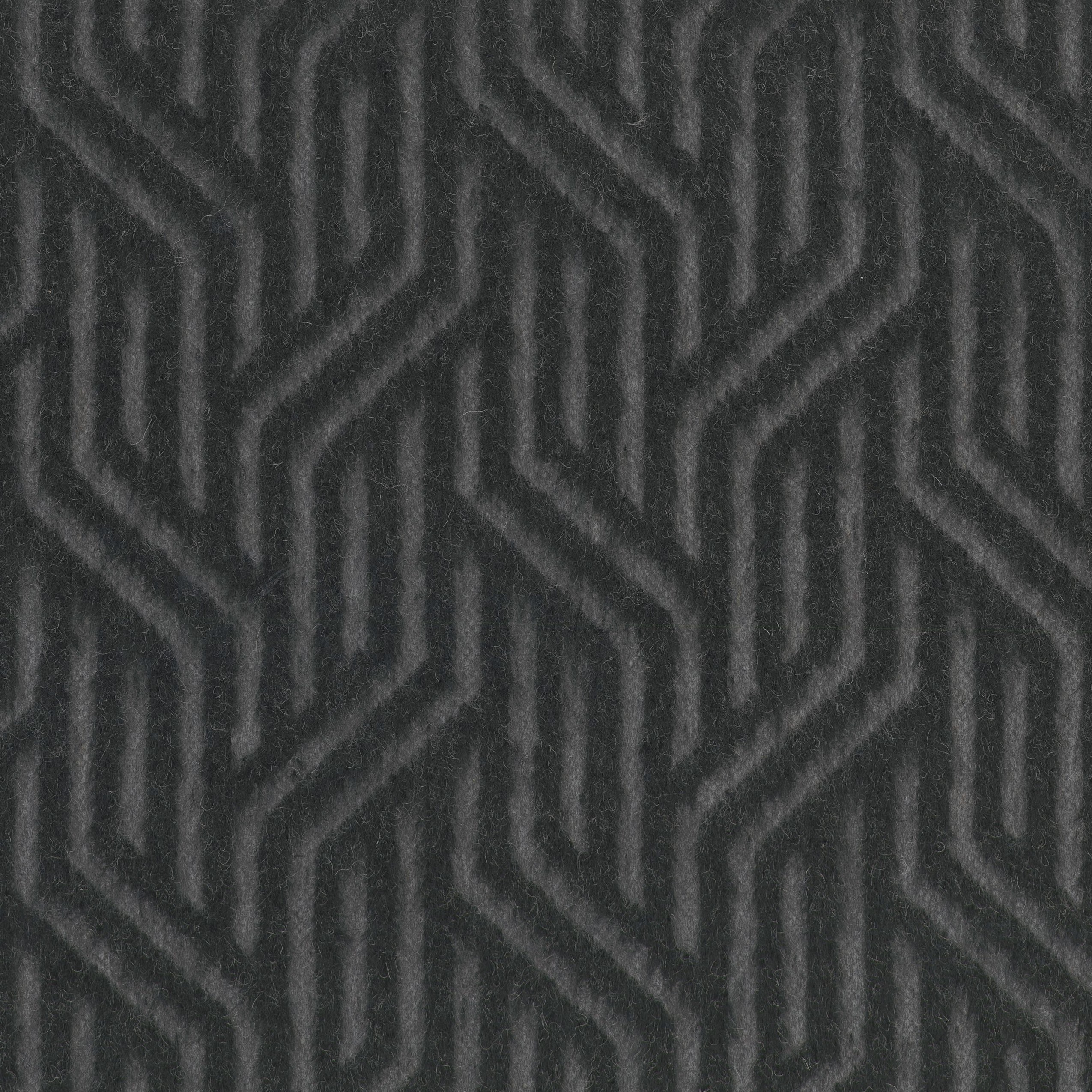 8242-04 Versailles - Black Swan Swatch