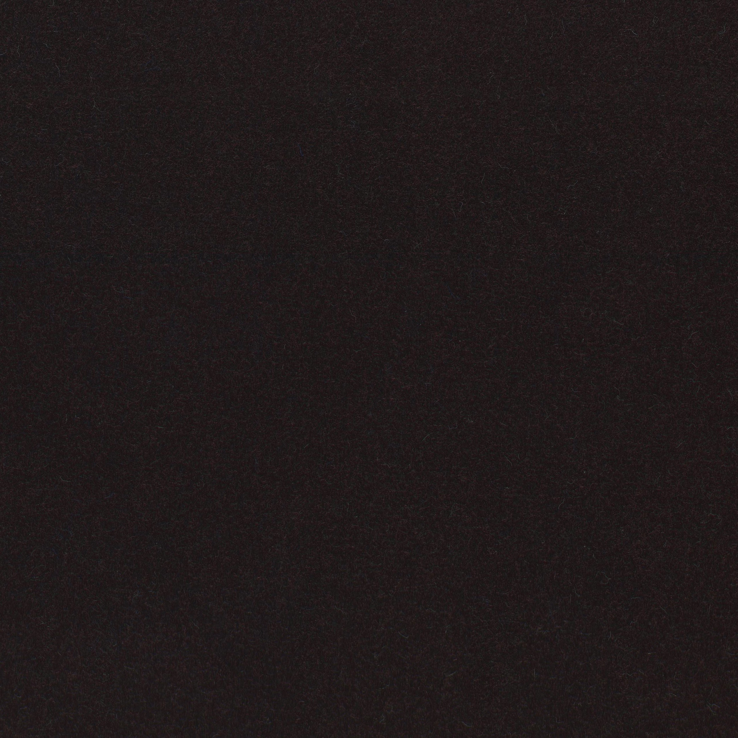 4236-12 Basal - Garnet Swatch