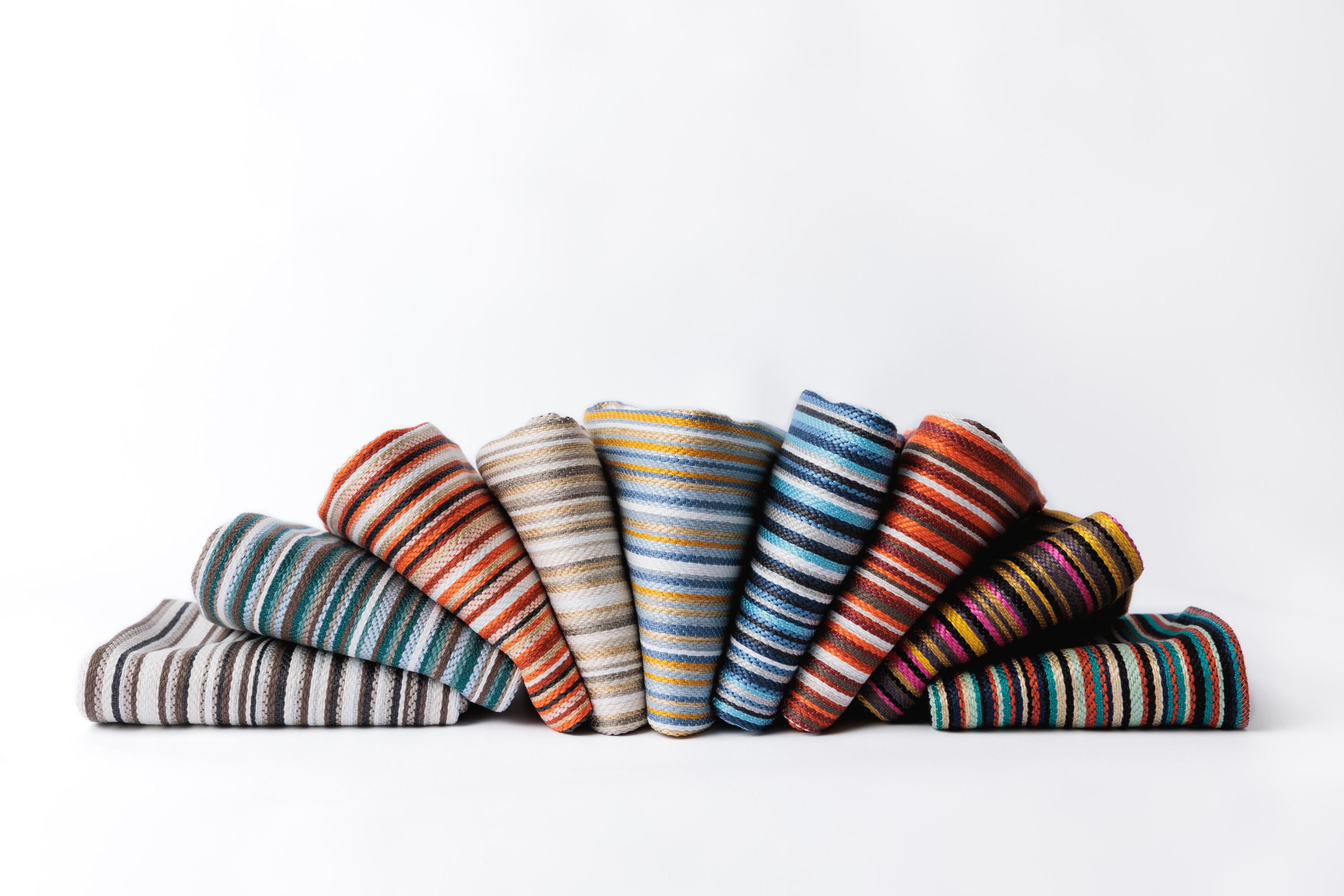 1253 Archie Chocolate Mousse, Teal Damselfly, Red Panda, Golden Rope, Sunburst, Florida Jay, Redwood, Starlette Lily, Bird of Paradise Hero Image