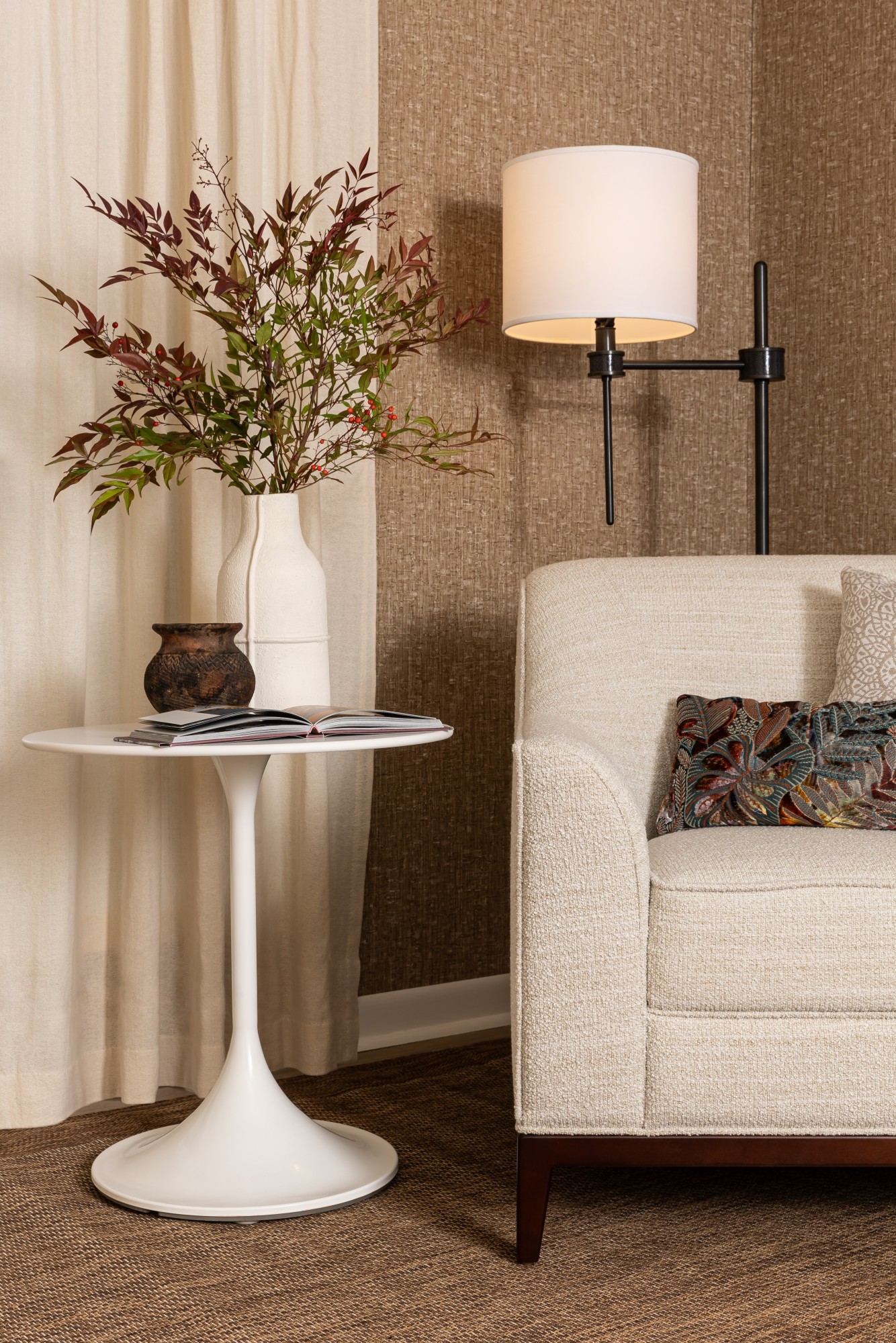 2353-01 Catnap Georgian Crystal, 5014-01 Daintree Coral Bells, 8351-02 Lotus Sand Dunes, V114-06 Catalonia Honey Granola, 4225-02 Geneva Shortbread Installation Image