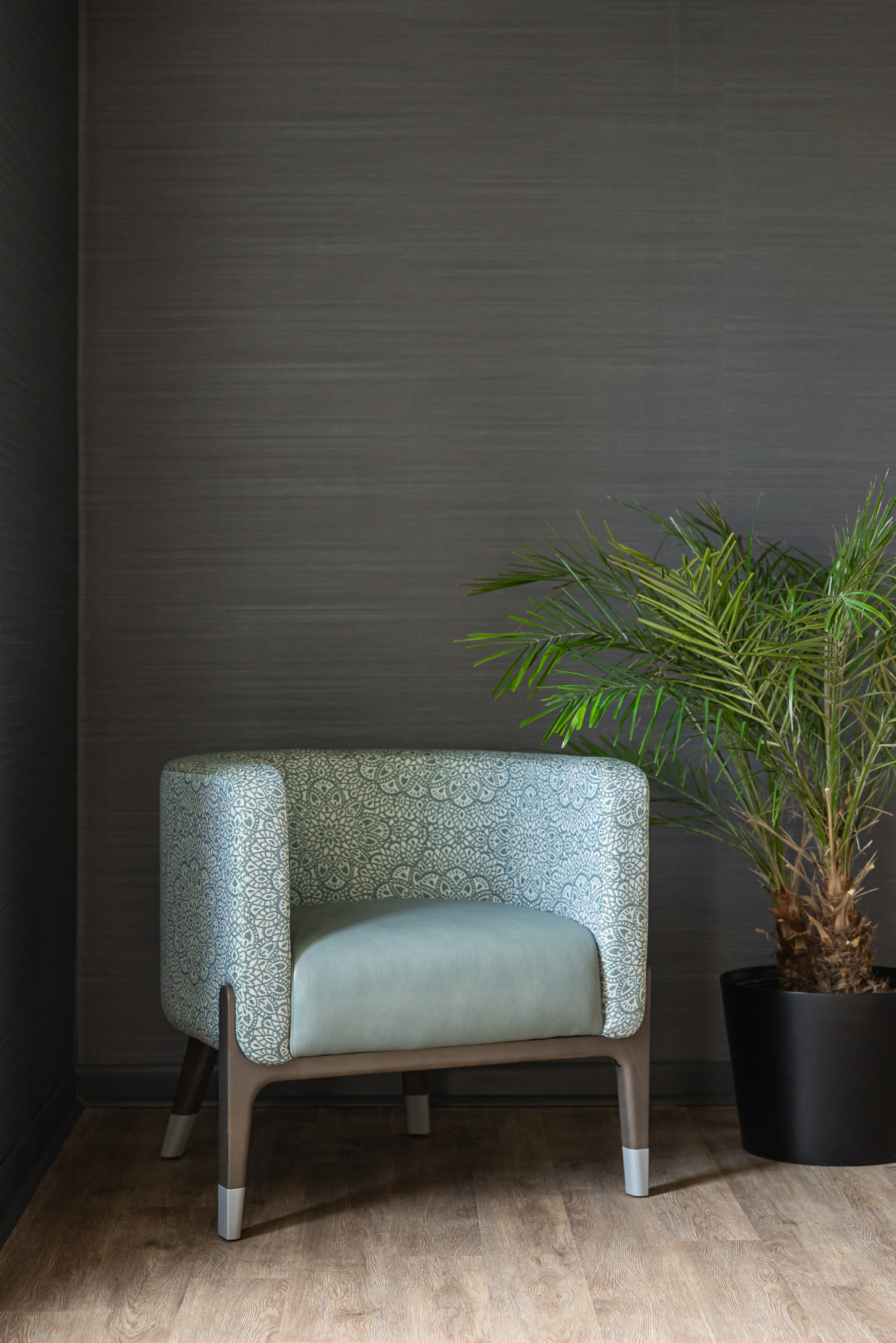 3993-07 Galapagos - Jade Azore, 8351-08 Lotus - Bali Surf, V104-13 Kanso - Blue Maize Installation Image