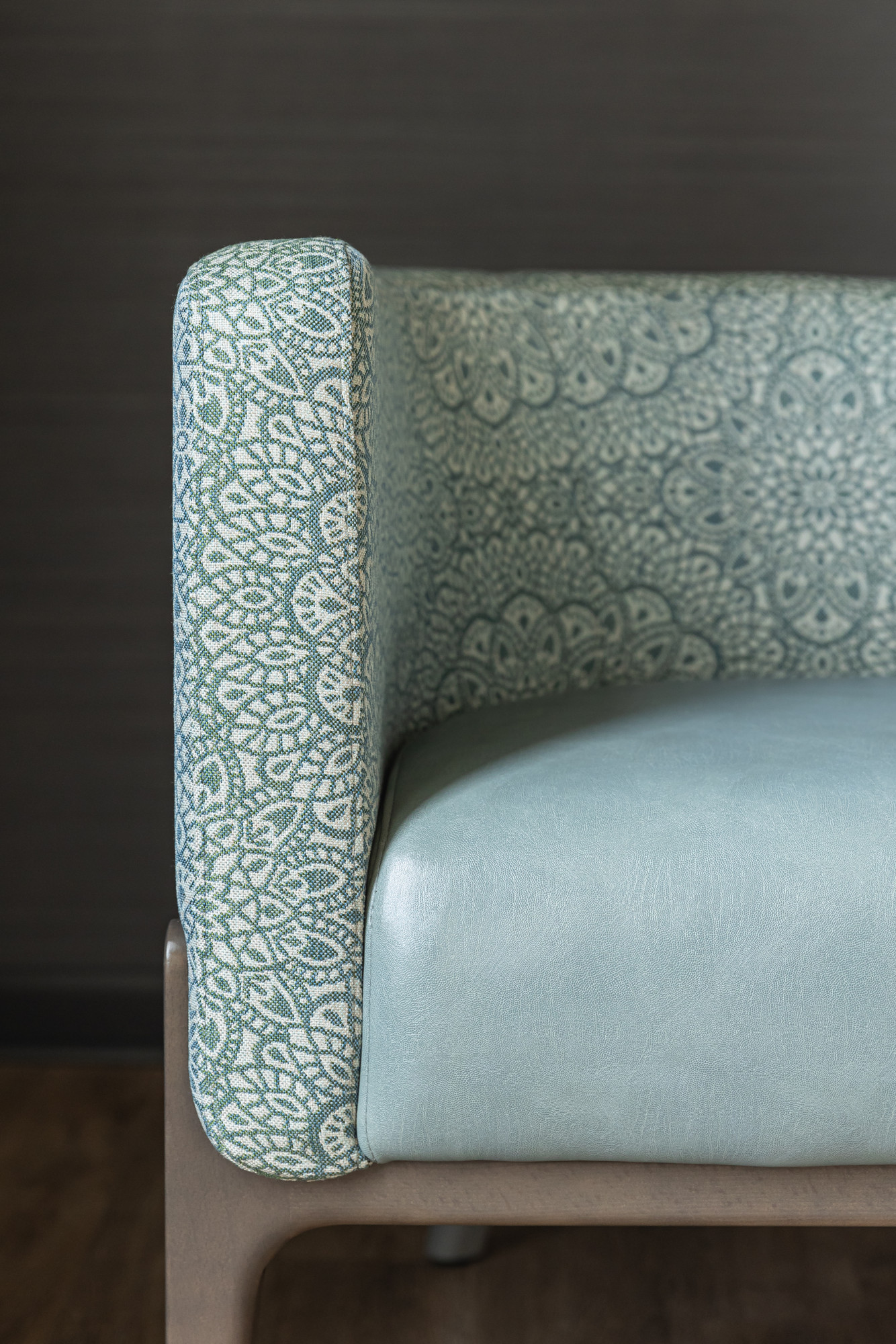 3993-07 Galapagos - Jade Azore, 8351-08 Lotus - Bali Surf Installation Image