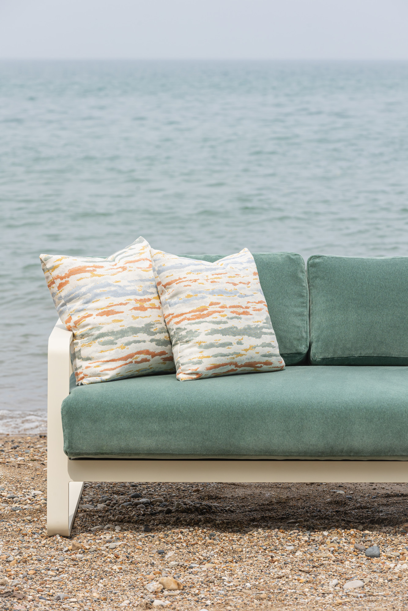 4236-04 Basal - Weathered Teal, 5824-03 Pastel - Fruit Sorbet Installation Image 