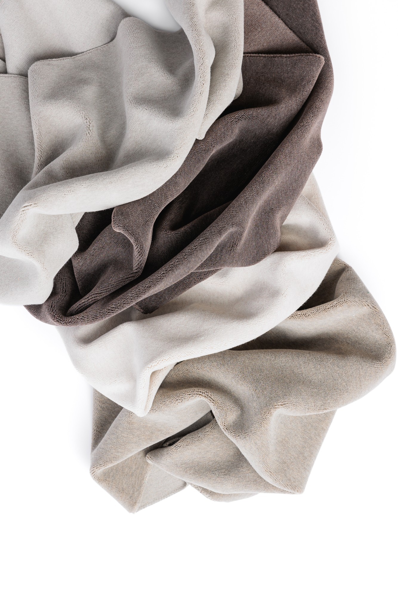 4236 Basal Chinchilla, Wine Truffle, Silken Tofu, Hippopotamus Product Image
