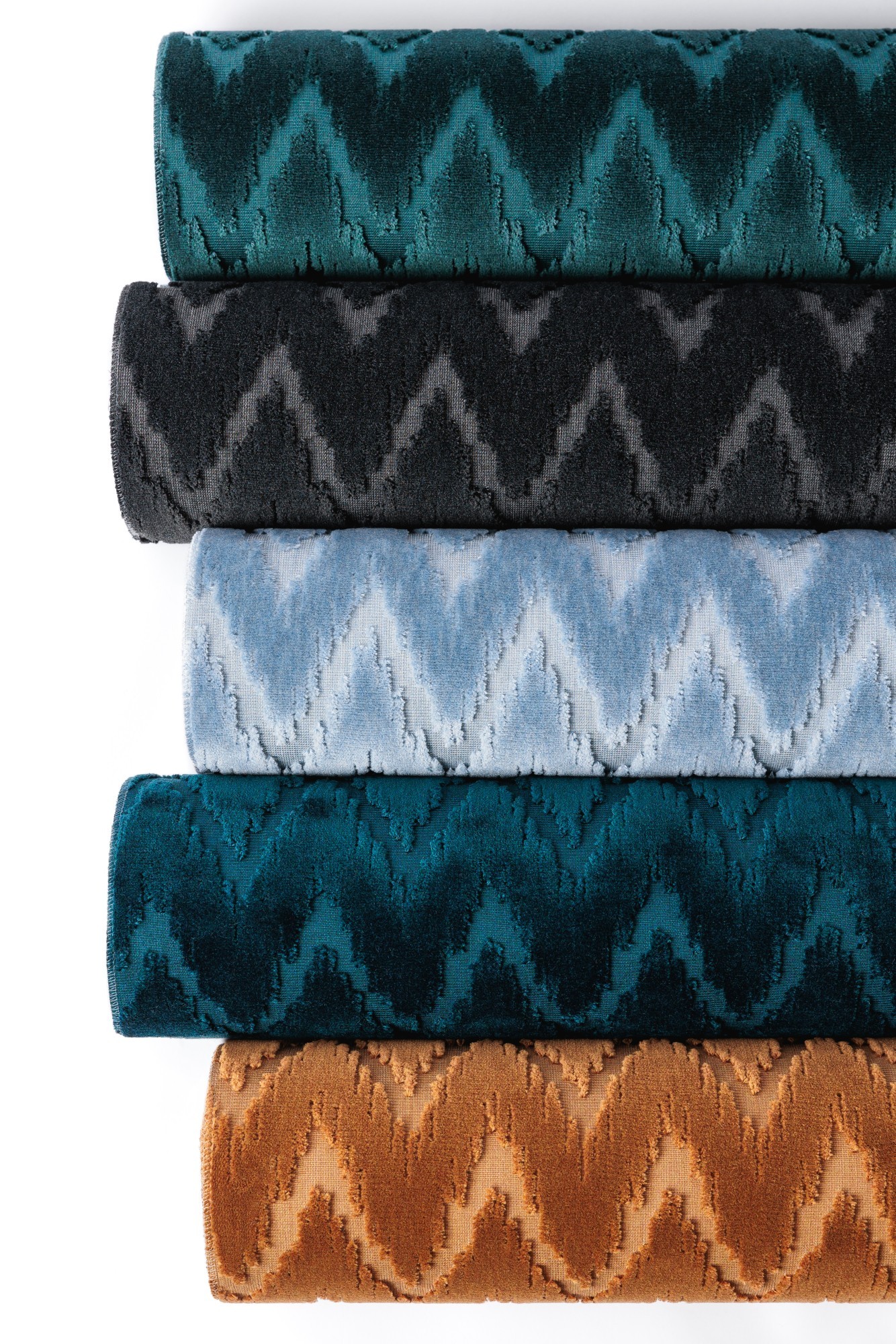 4262 Andamento Cadet Teal, Almost Black, Skyline, Zircon, Amber Product Image