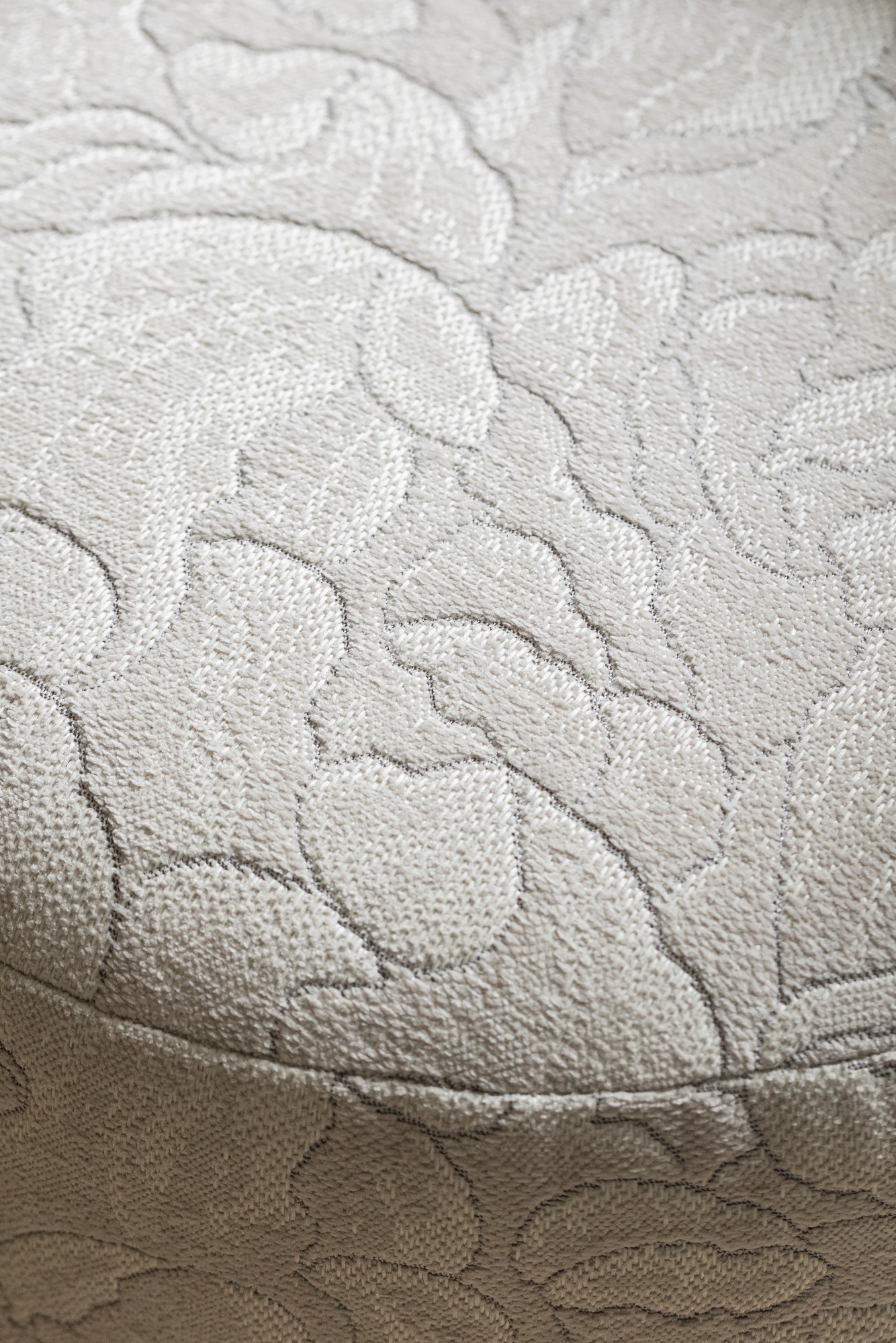 4355-01 Daylily Marzipan Installation Image