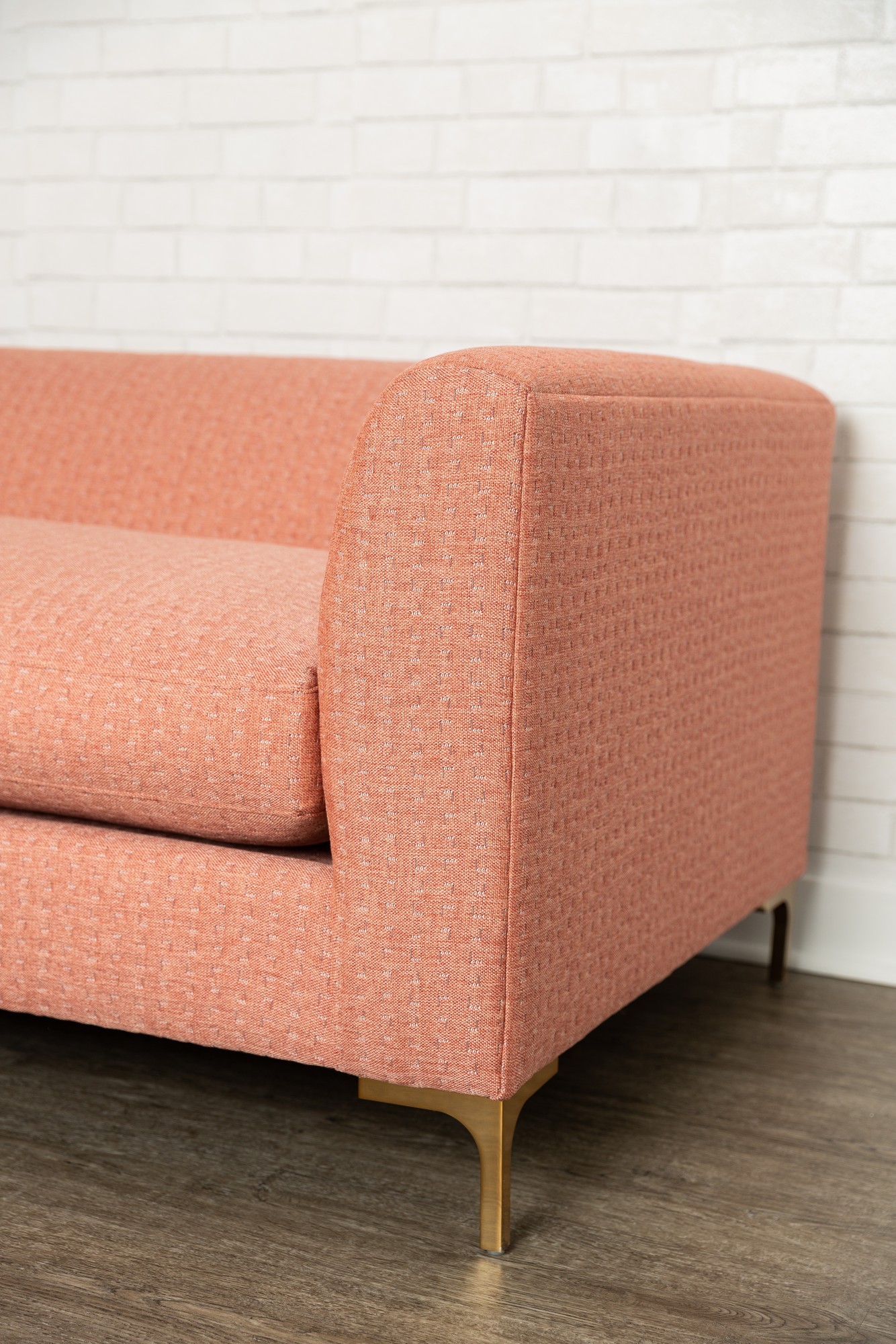 4356-05 Query - Blush Eraser Installation Image 