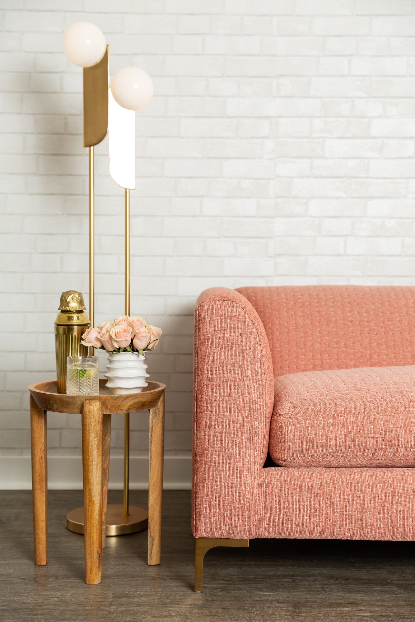 4356-05 Query - Blush Eraser Installation Image 