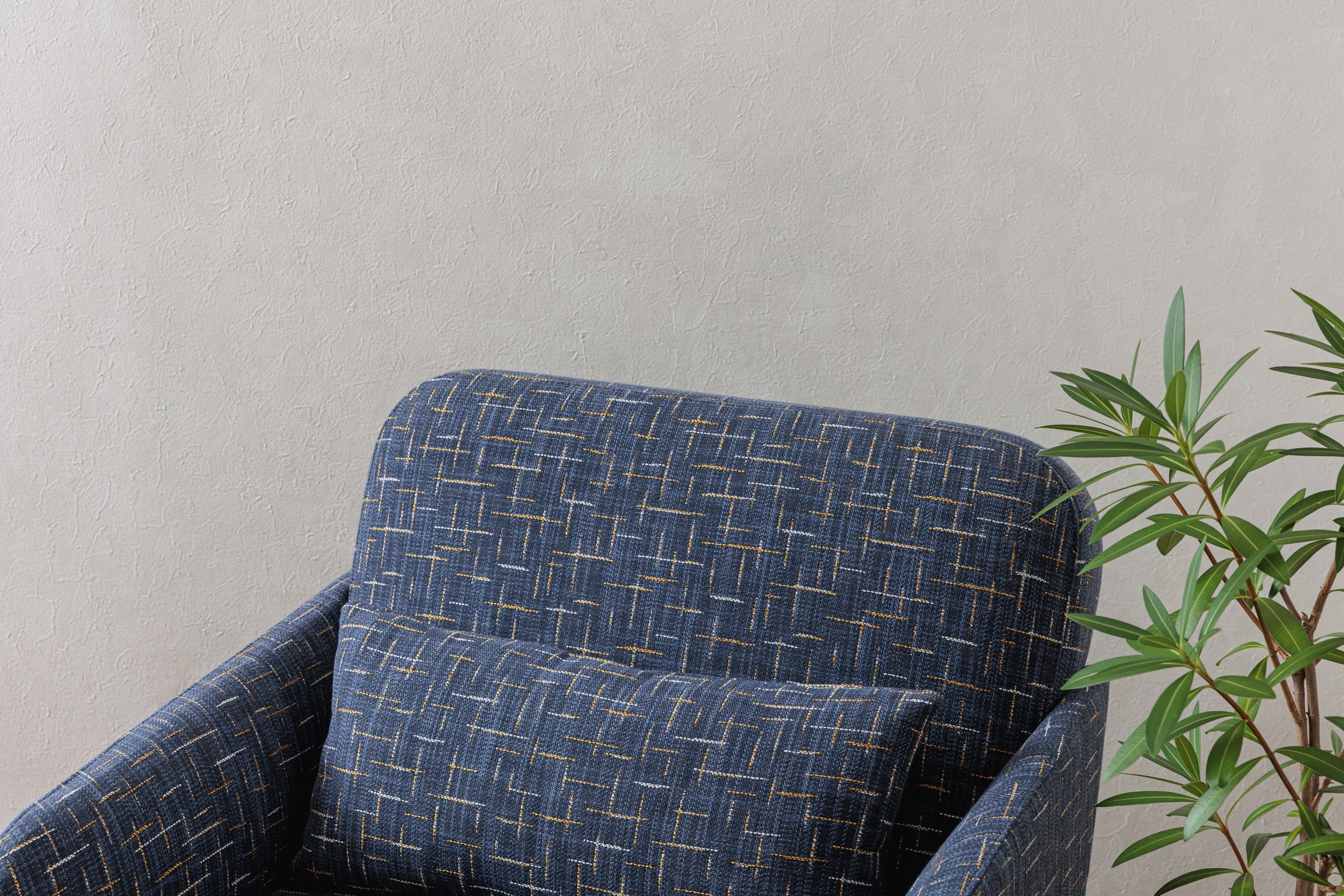 4367-09 Sgraffito Starlit Sky, V111-01 Lona Meringue Installation Image