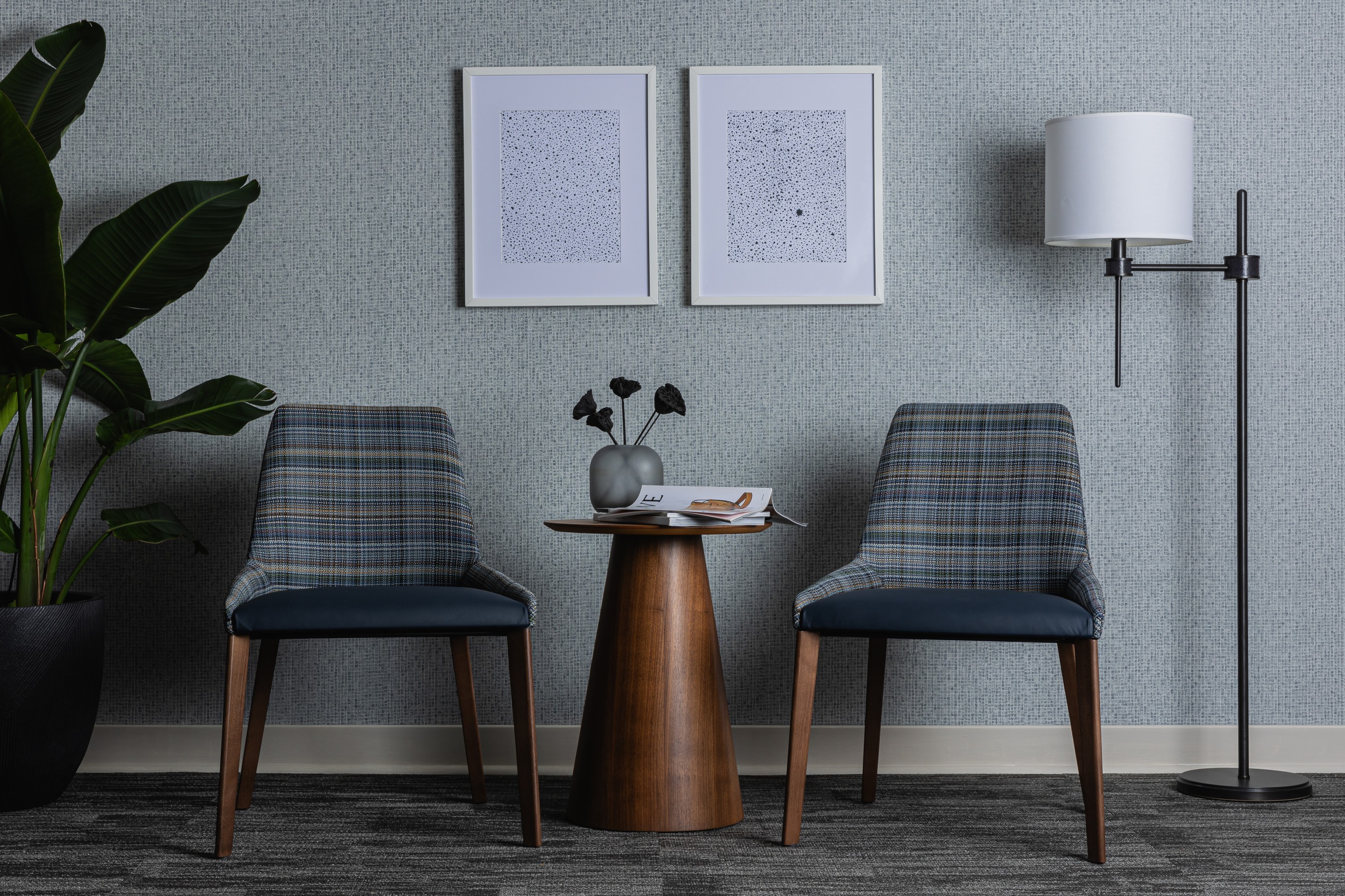 4521-07 Sonata Fairbanks, 4242-08 Daphnis Blackcurrant, V220-05 Temae Whistling Kettle Installation Image