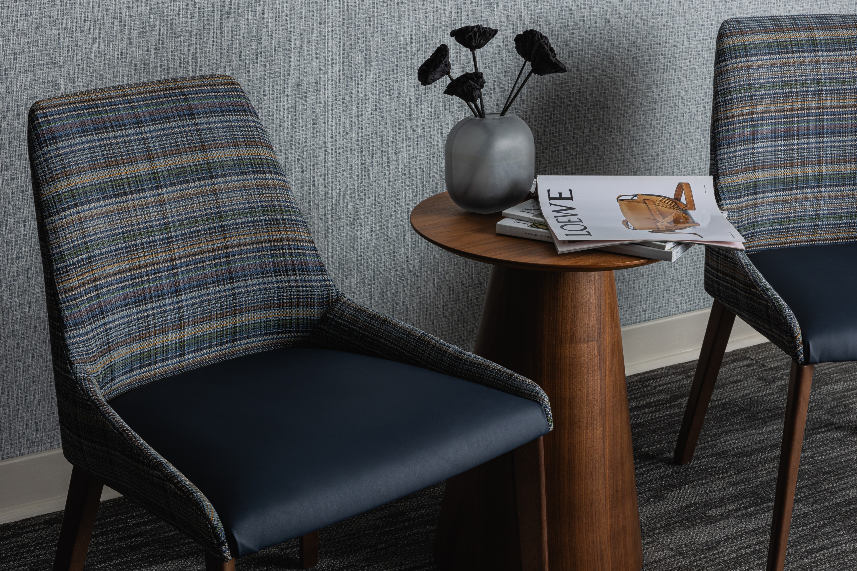 4521-07 Sonata Fairbanks, 4242-08 Daphnis Blackcurrant, V220-05 Temae Whistling Kettle Installation Image