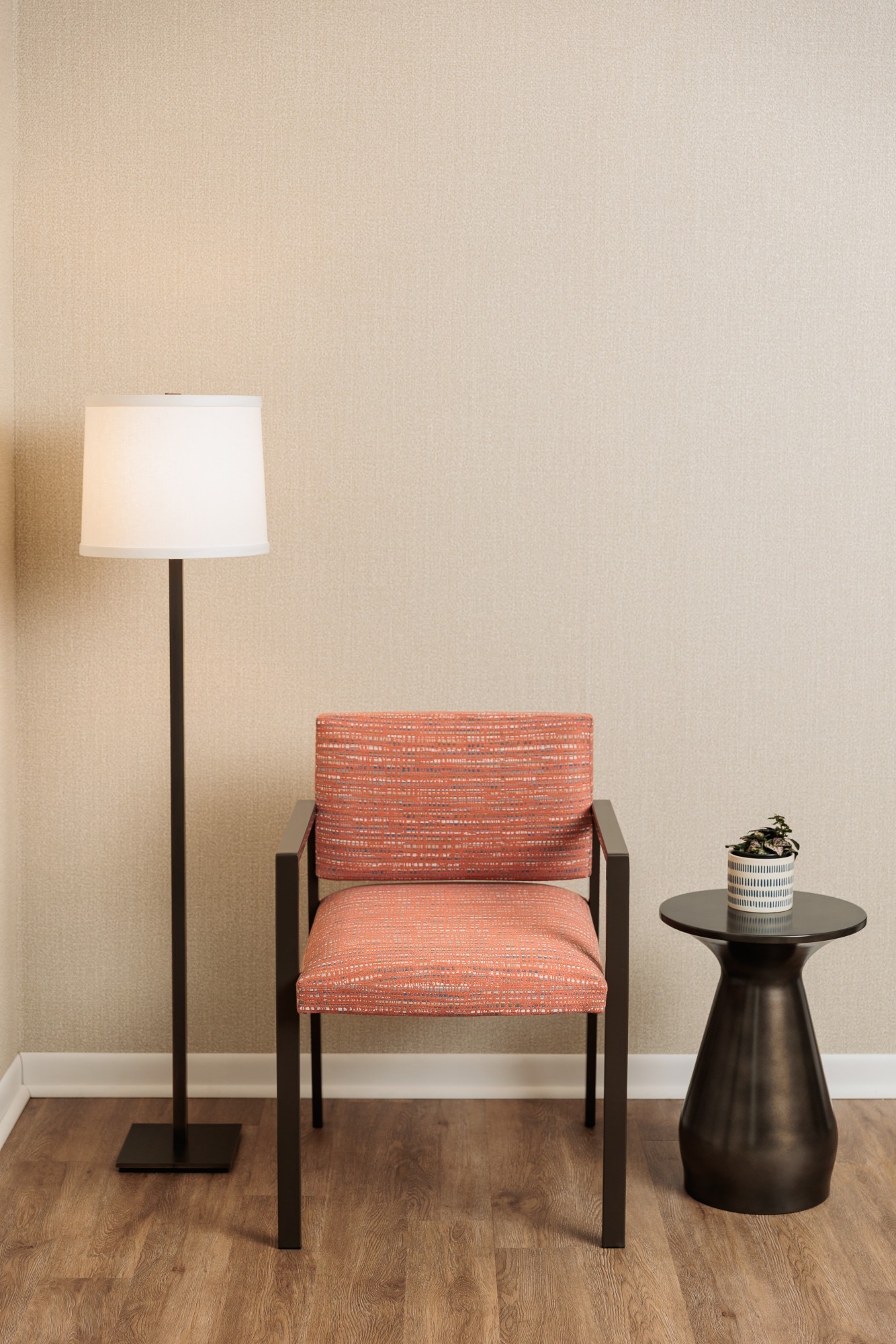 4527-07 Interval Georgia Clay, V106-03 Traverse Blonde Roux Installation Image 