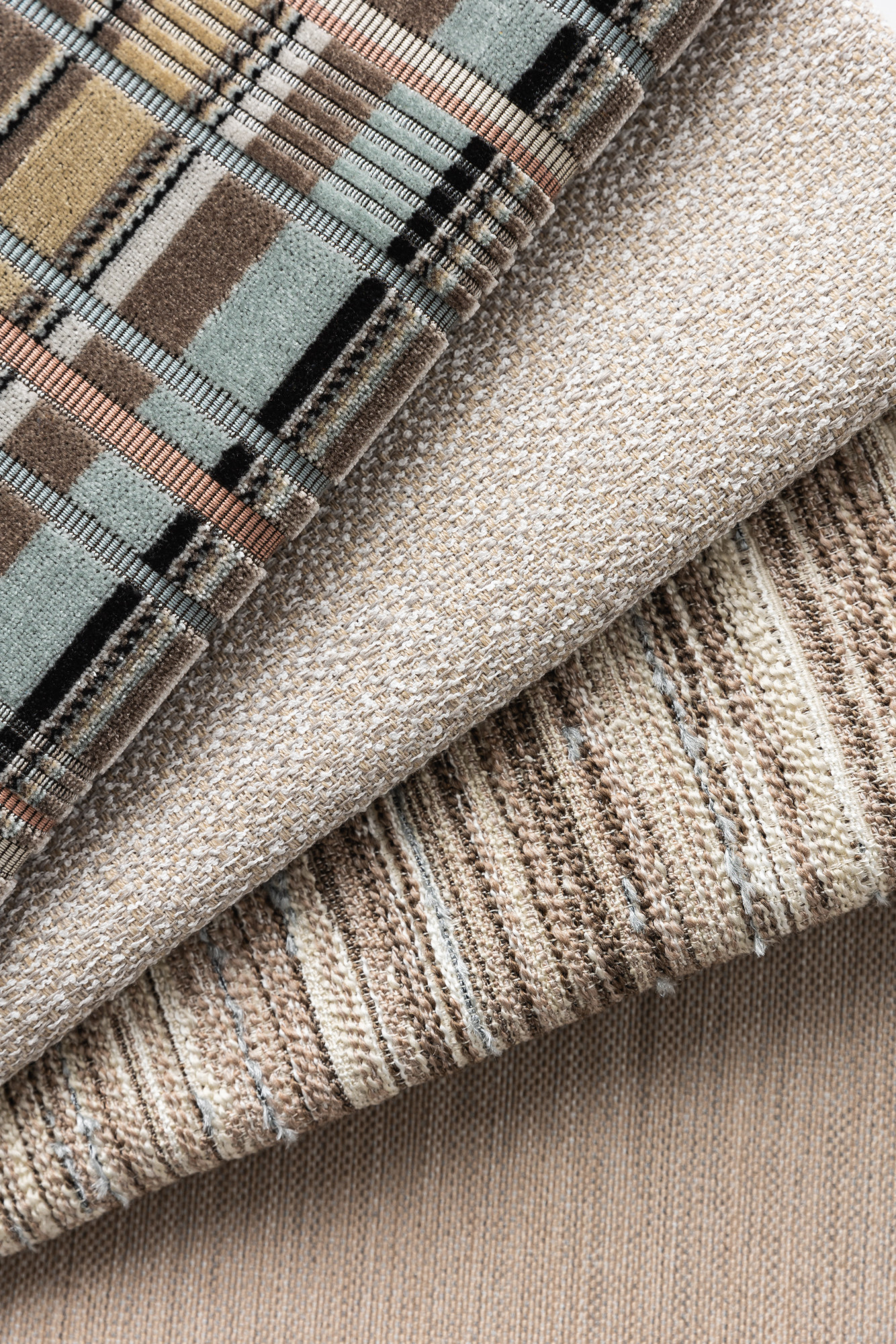 5013-01 Longji - Blue-Eyed Bengal, 6507-02 Stellula - Spumante, 5015-01 Celosia - Caribou, 8353-03 Bower - Callisto Hero Image