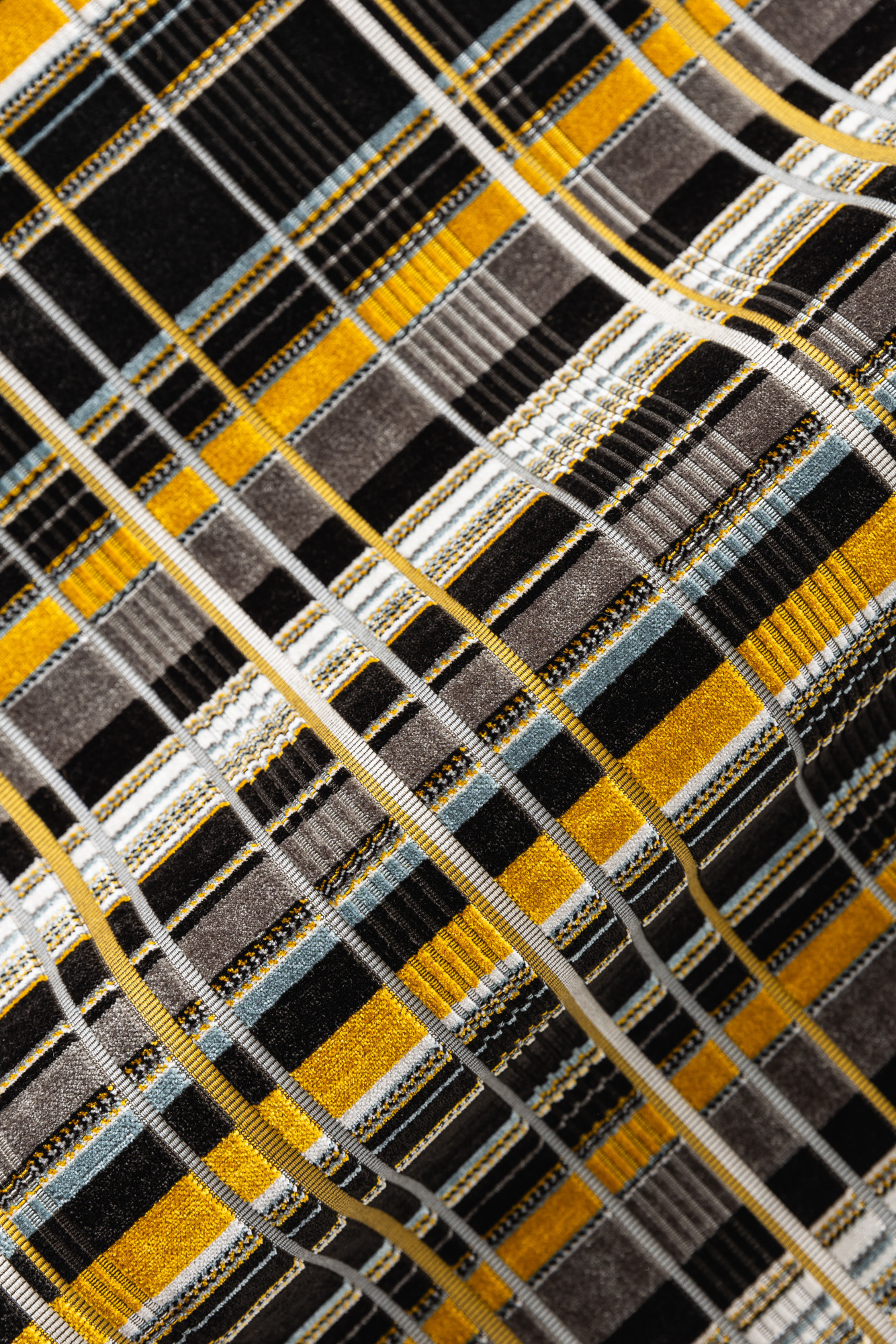 5013-07 Yellow Jacket Hero Image