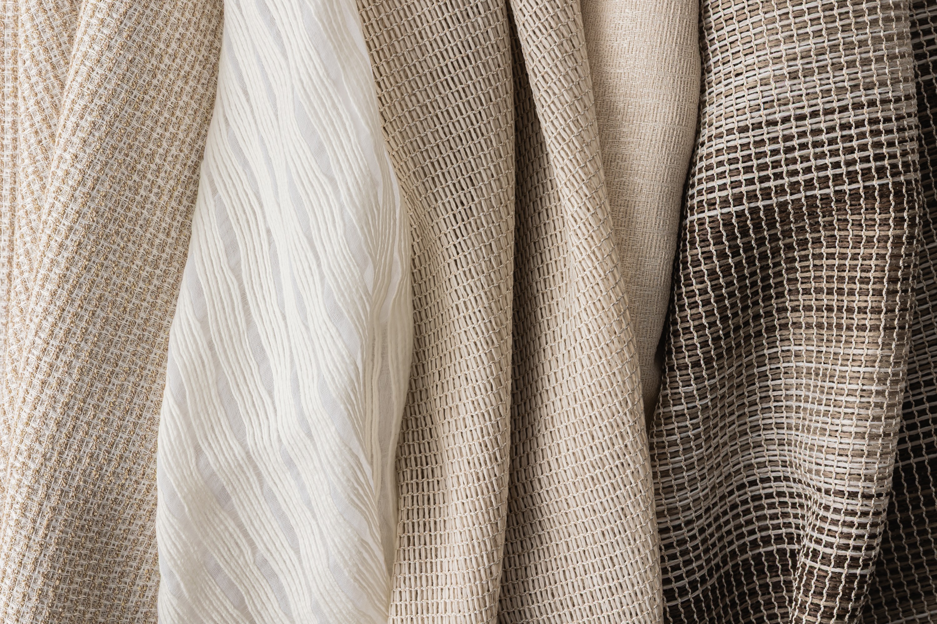 5390-03 Tycho Saltine, 3110-01 Circadian White Silkie, 1265-06 Suncatcher Ibex, 7555-03 Altair  Sand Dollar, 1266-04 Wind Chime Cookies and Cream Hero Image