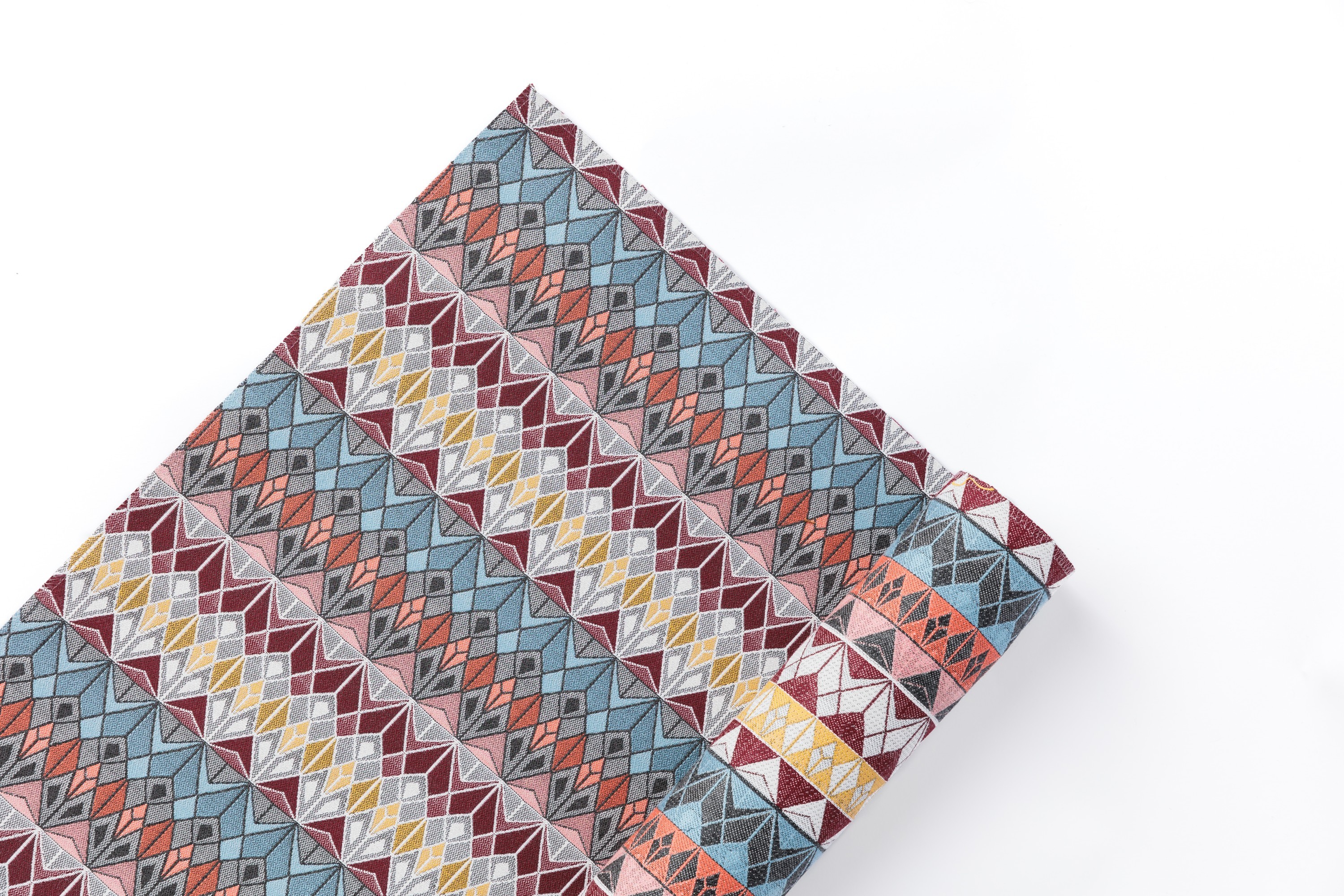 5831-06 Vitreum Mookaite Jasper Hero Image