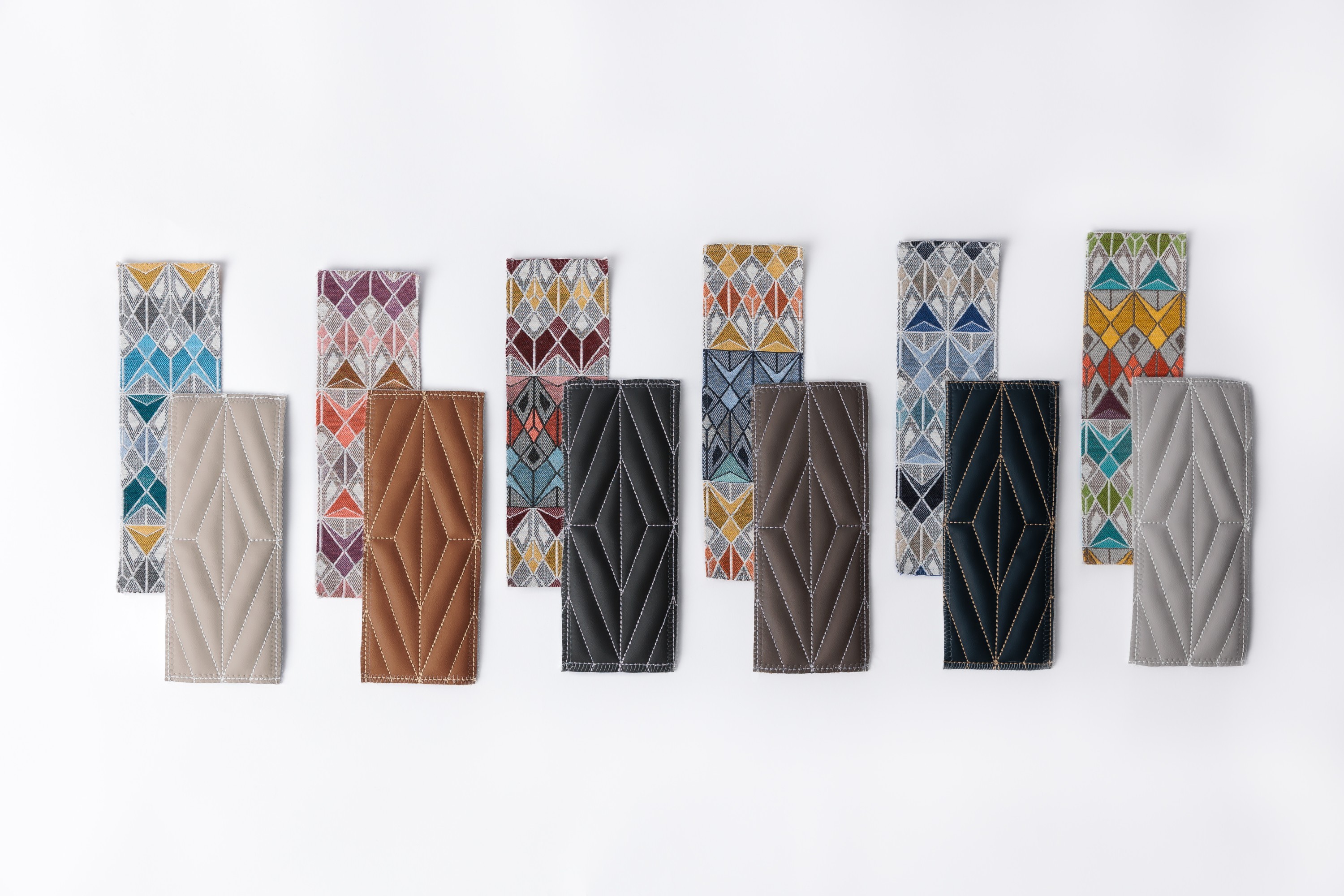 5831 Vitreum Key West, Peony, Mookaite Jasper, Toscano Glass, Santorini, Rainbow Finch, 3614 Revere Sea Lion, Toasted Pecan, Graphite, Dusty Mauve, Blackcurrant, Skipping Stone Hero Image