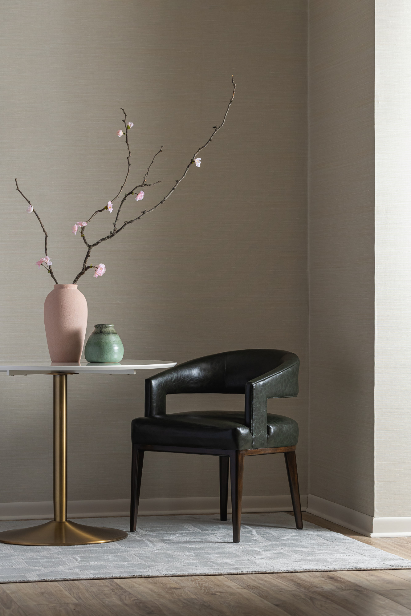 6817-09 Taurus - Deep Olive, V104-02 Kanso – Museli Installation Image