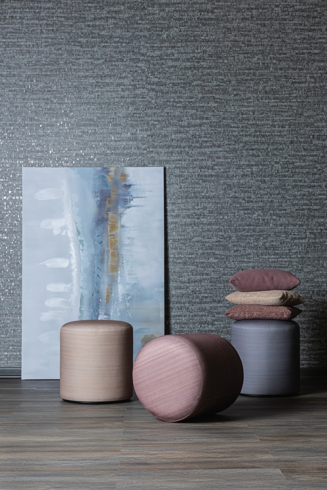 7552-03 Winslet - Apple Cider, 7552-07 Winslet - Plumcot, 7552-08 Winslet - Orionids, V115-05 Montado - Grey Gibbon Installation Image