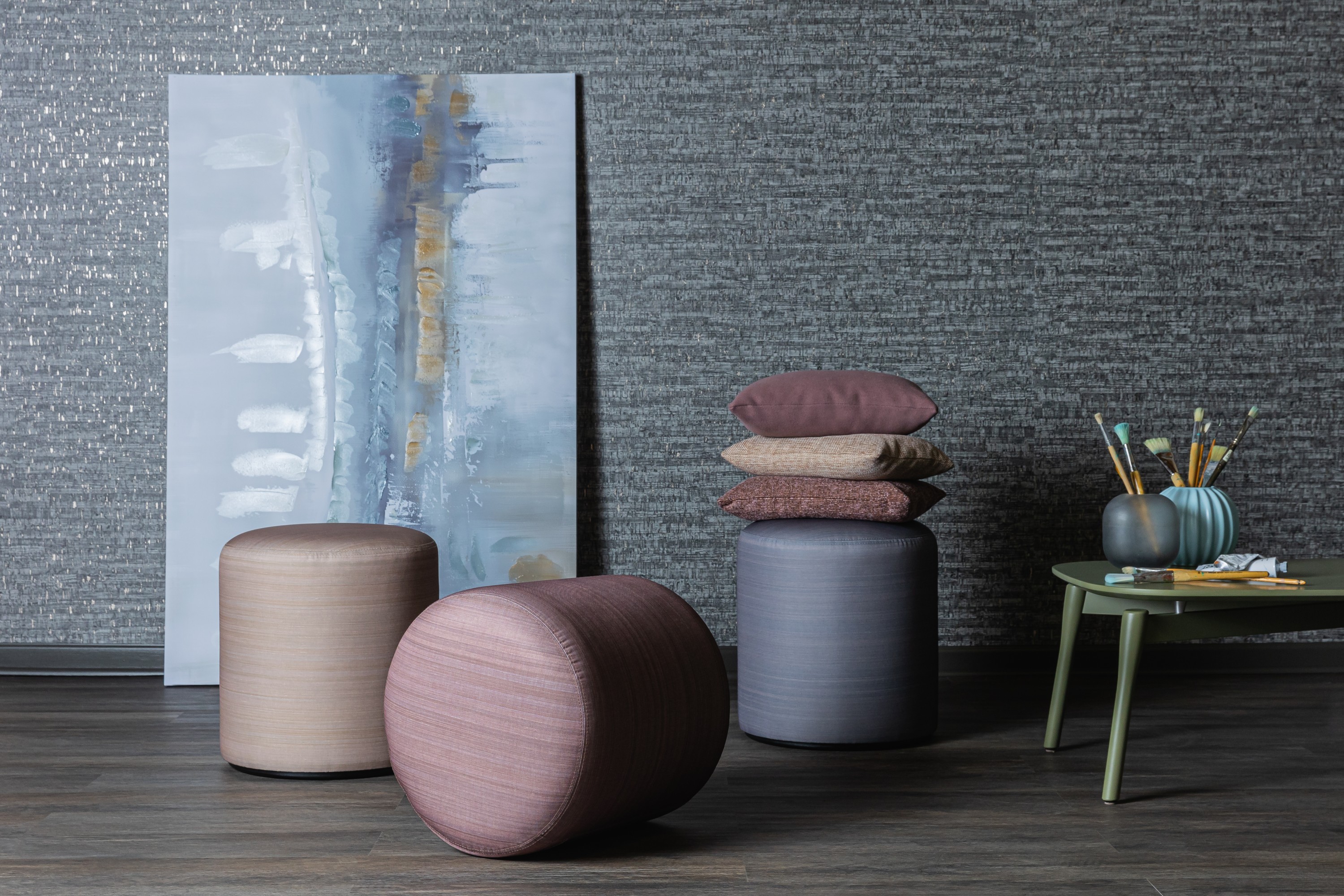 7552-03 Winslet - Apple Cider, 7552-07 Winslet - Plumcot, 7552-08 Winslet - Orionids, V115-05 Montado - Grey Gibbon Installation Image