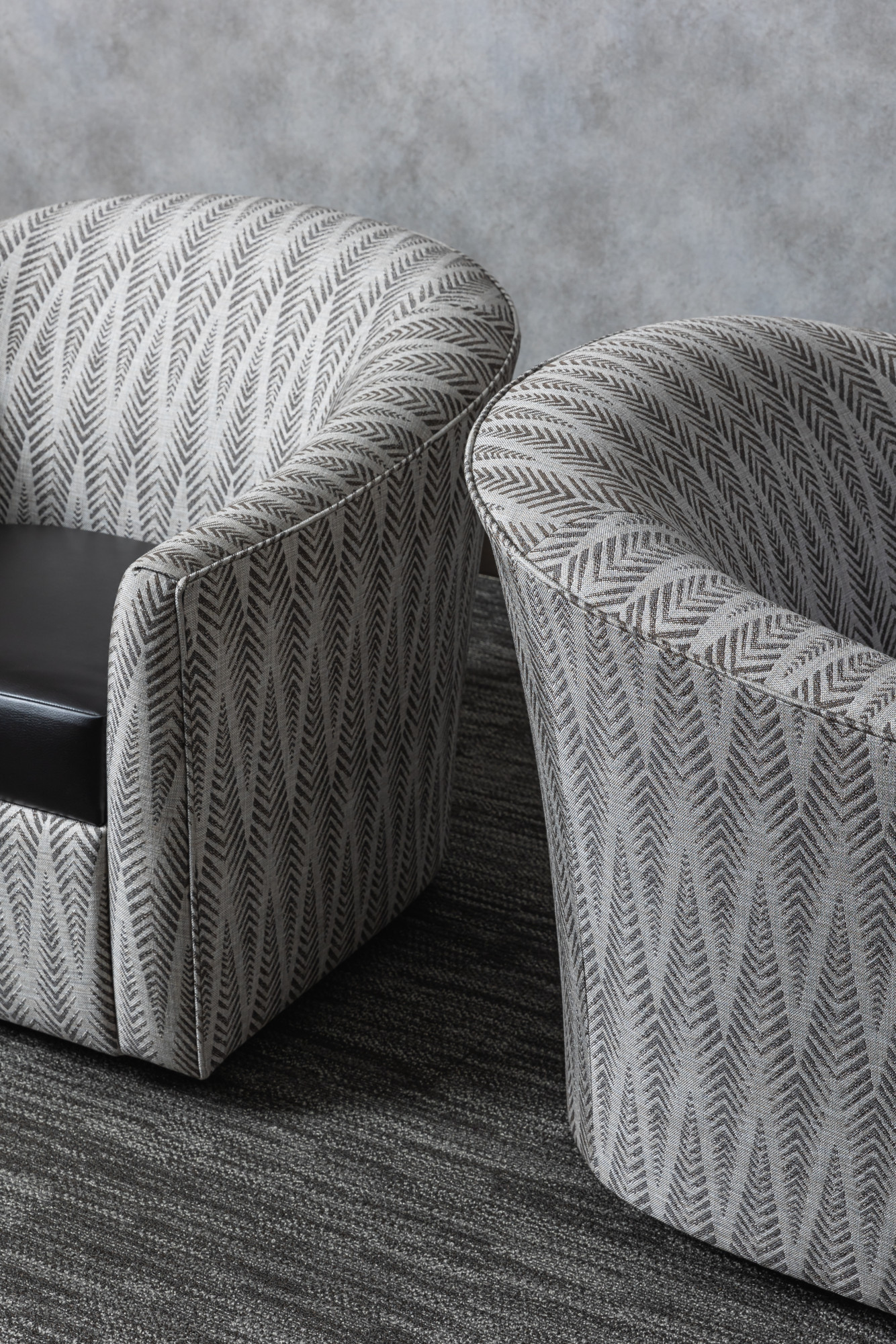 8352-10 Calathea - Kindling Wood, 3991-12 Aerial - Noir, V105-05 Central - Silver Dollar Installation Image