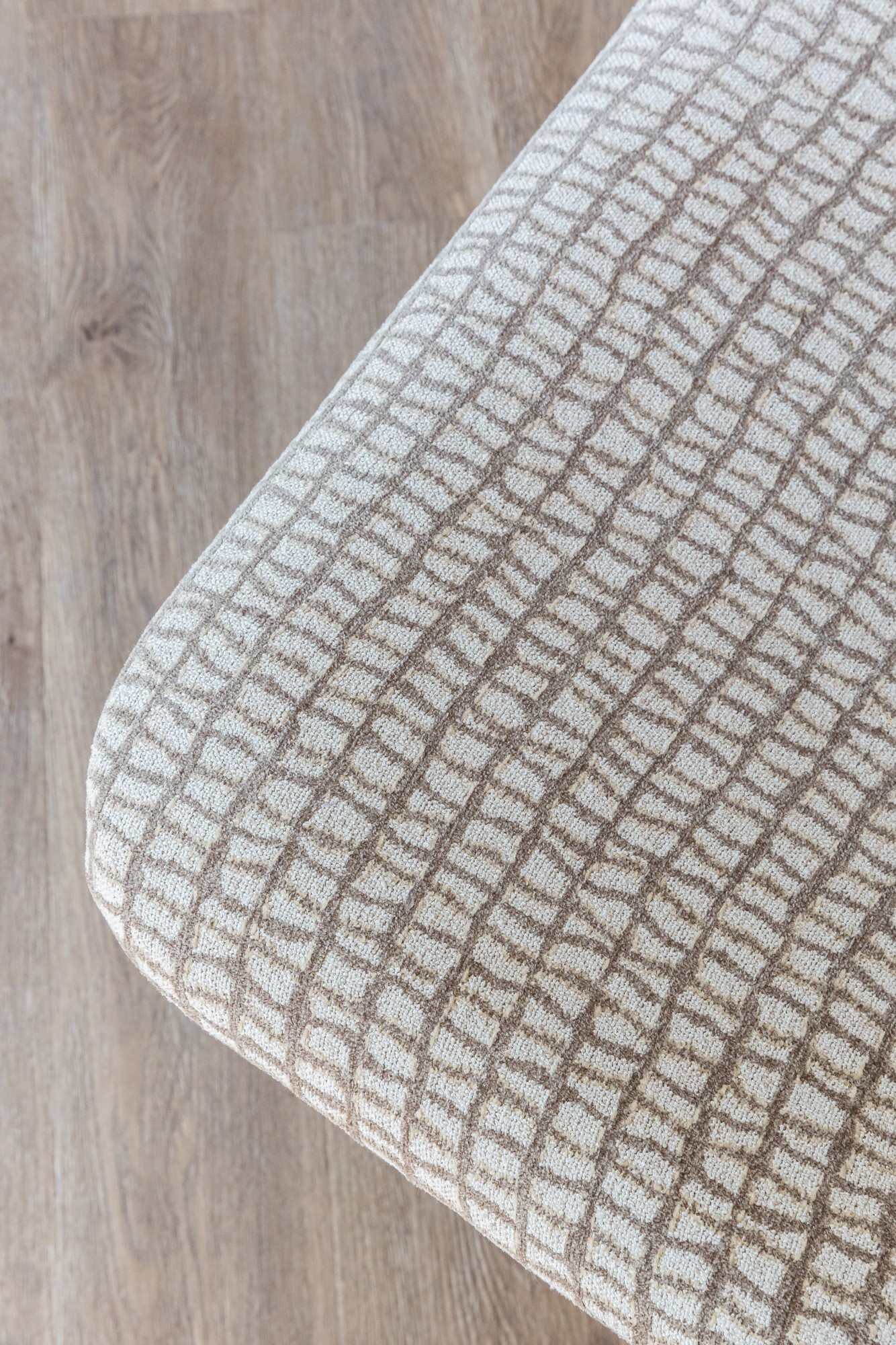 8392-02 Carmi – Takin Installation Images