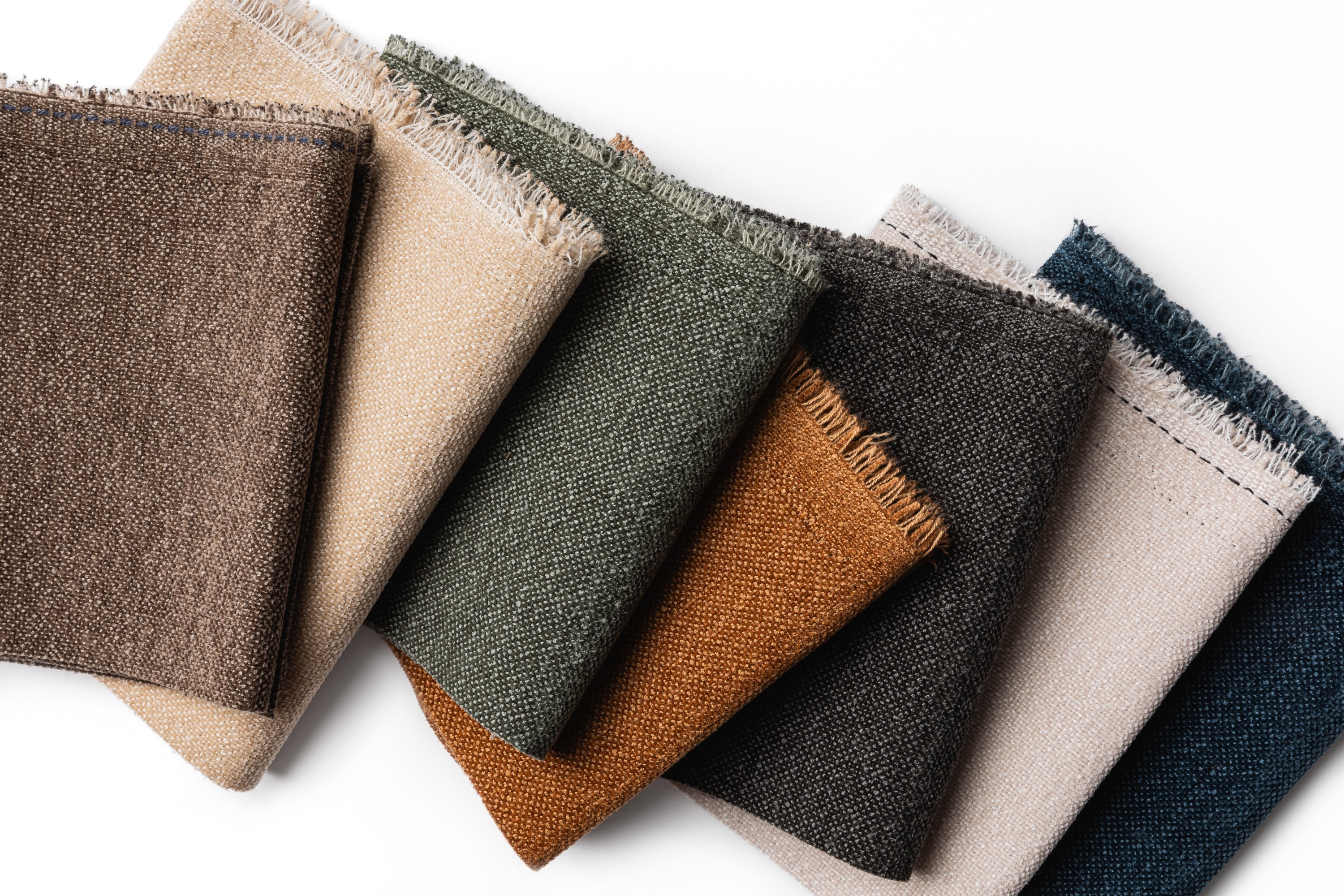 8712 Riley Grizzly, Cream Wafer, Fraser Fir, Amber, Grizzly, Silken Tofu, Mermaid Sapphire Hero Image