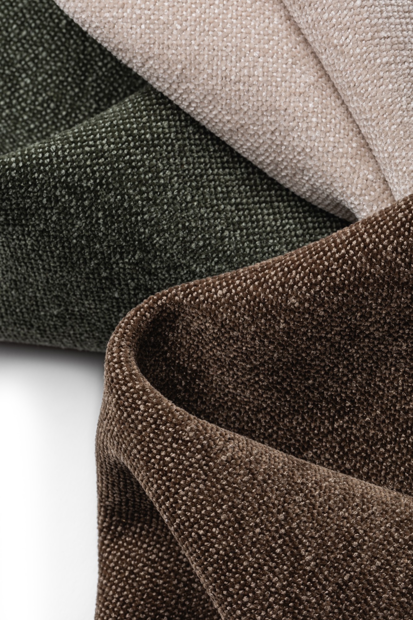 8712 Riley Silken Tofu, Fraser Fir, Grizzly Hero Image