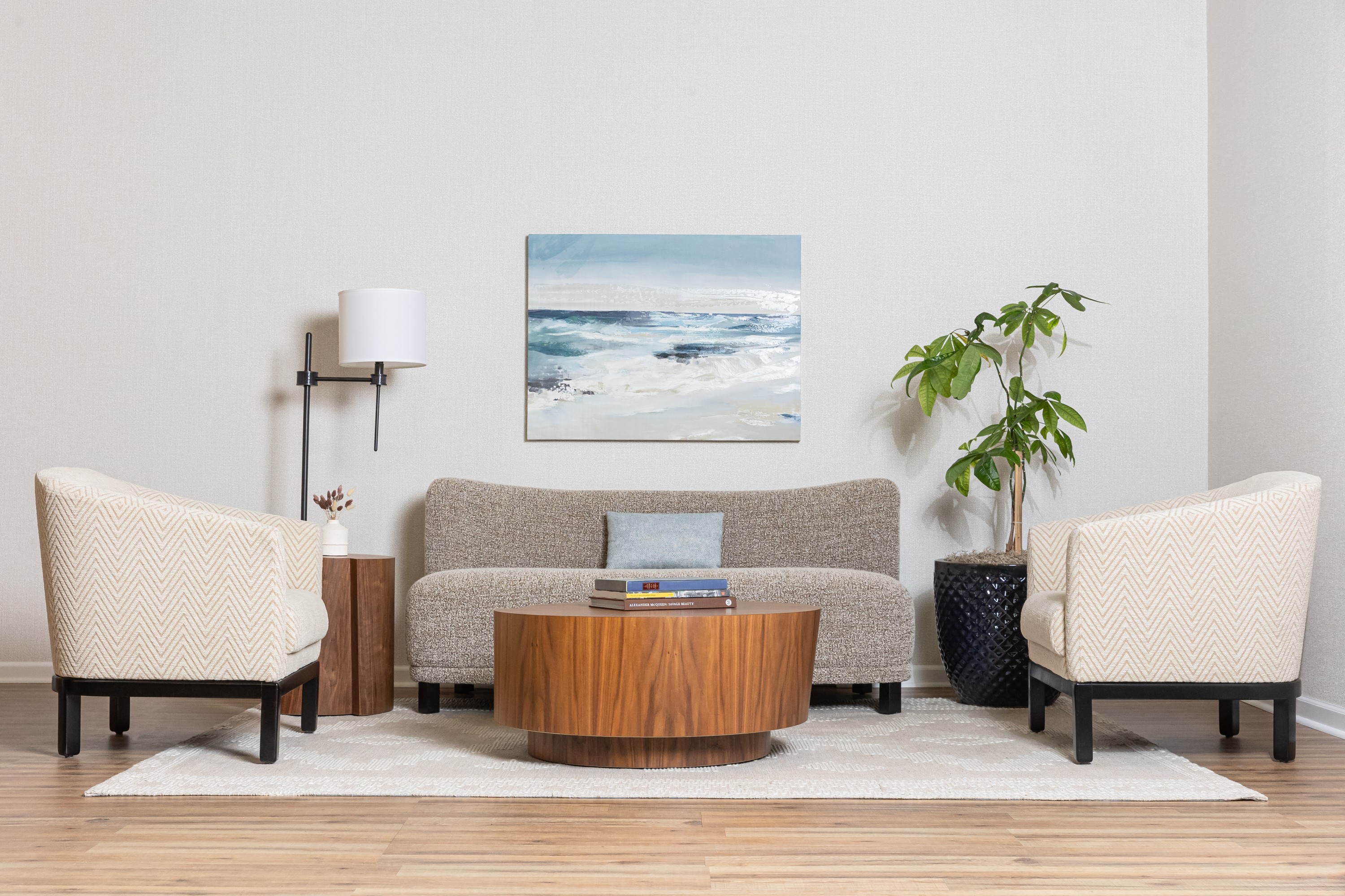 9660-04 Pappus Golden Jackal, 1242-02 Whisper Maple Candy Installation Image