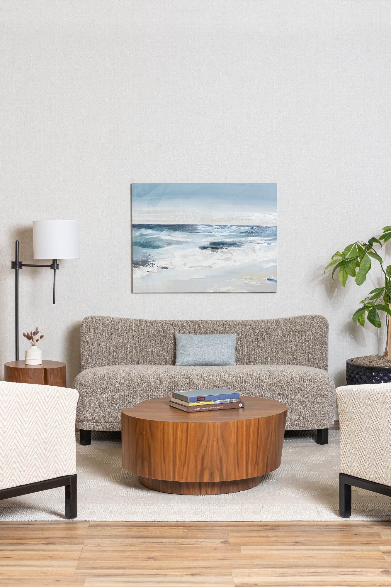 9660-04 Pappus Golden Jackal, 1242-02 Whisper Maple Candy Installation Image