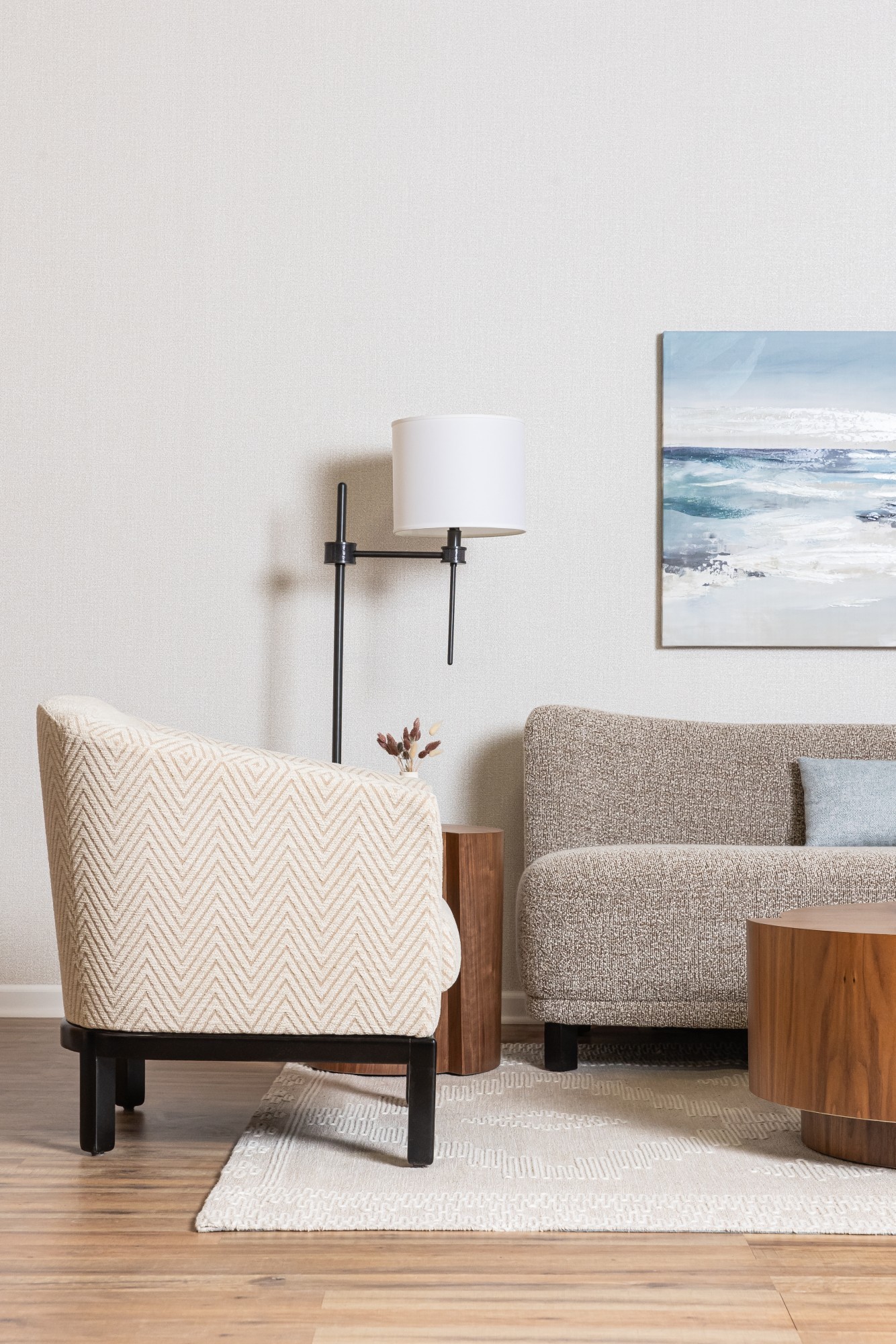 9660-04 Pappus Golden Jackal, 1242-02 Whisper Maple Candy Installation Image