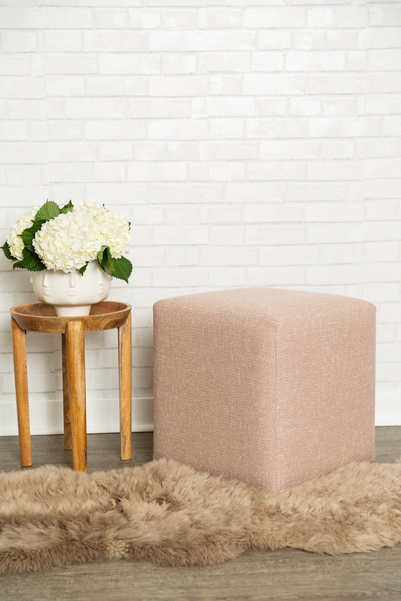 4330-03 Chatter - Blush Eraser Installation Image 