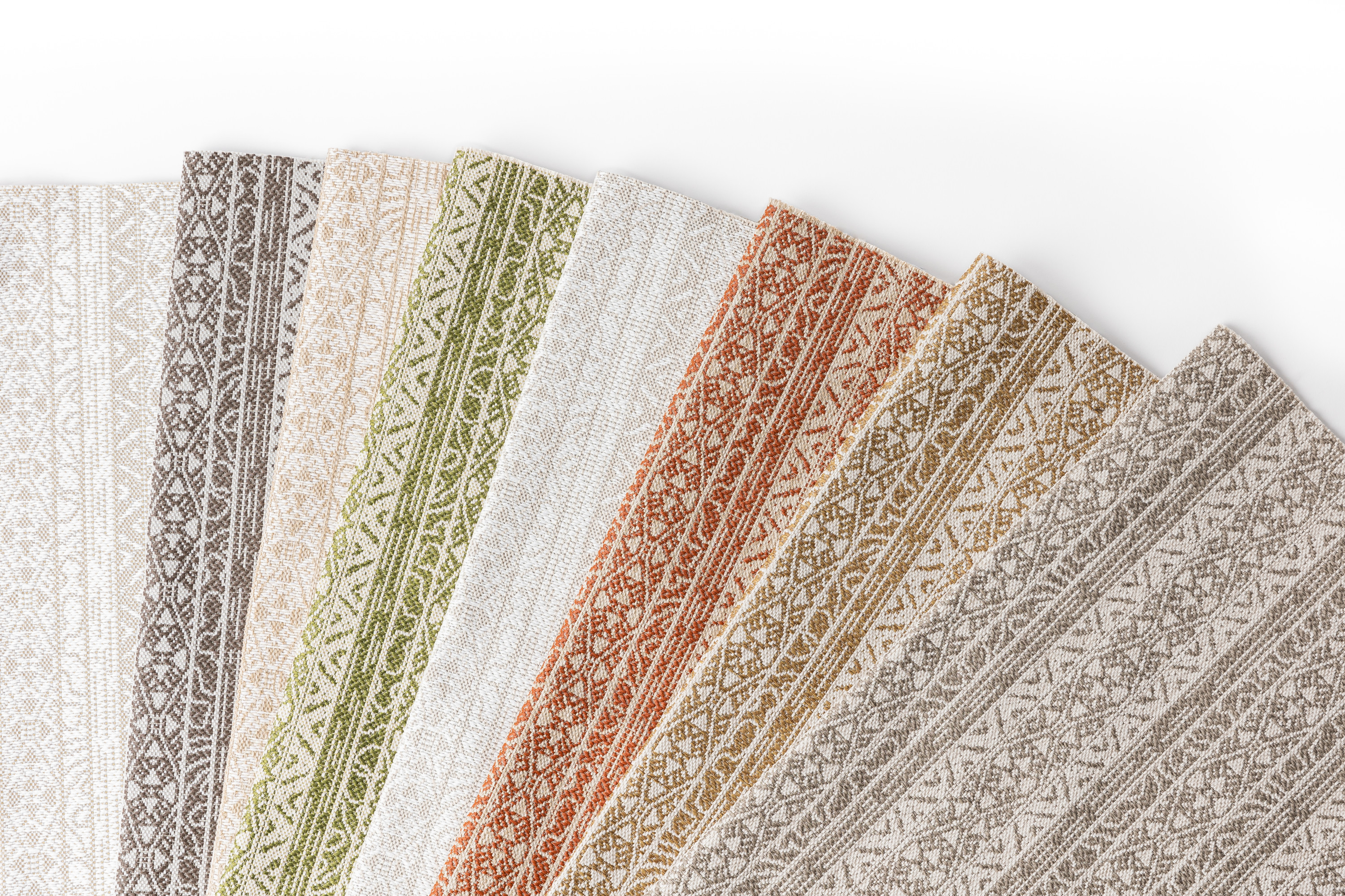 Jardin Toasted Coconut, Kindling Wood, Lion Cub, Paddy Field, Desert Iguana, Sedona, Acorn, Montana Bighorn Hero Image