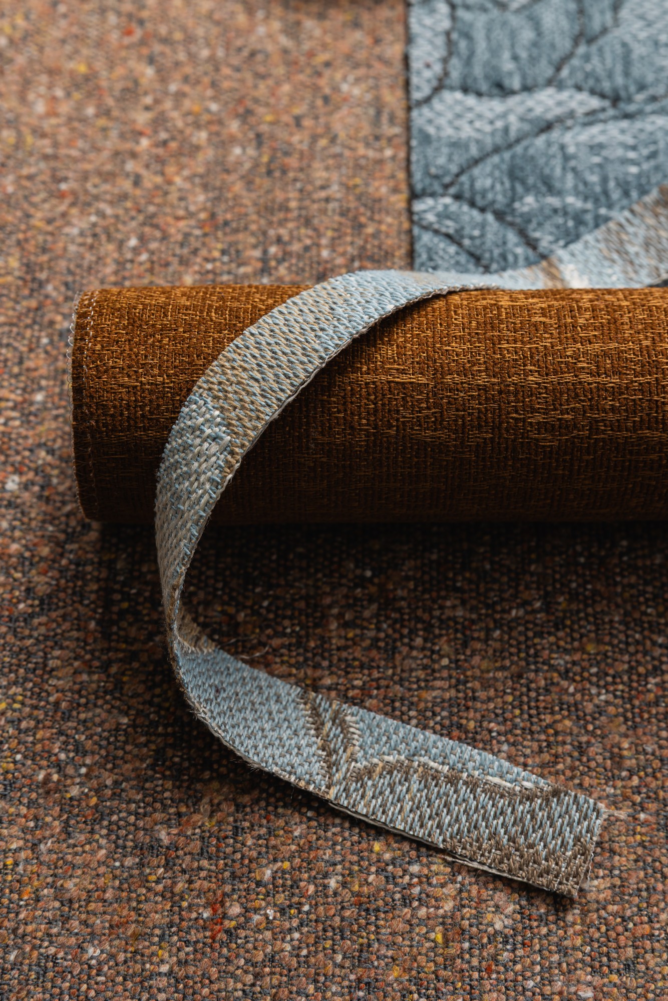 7306-05 Hawthorn Sorghum Harvest, 4357-06 Nightbloomer Lake Ontario, 4355-07 Daylily Arcus Cloud and 7555-04 Altair Amber Hero Shot Image 