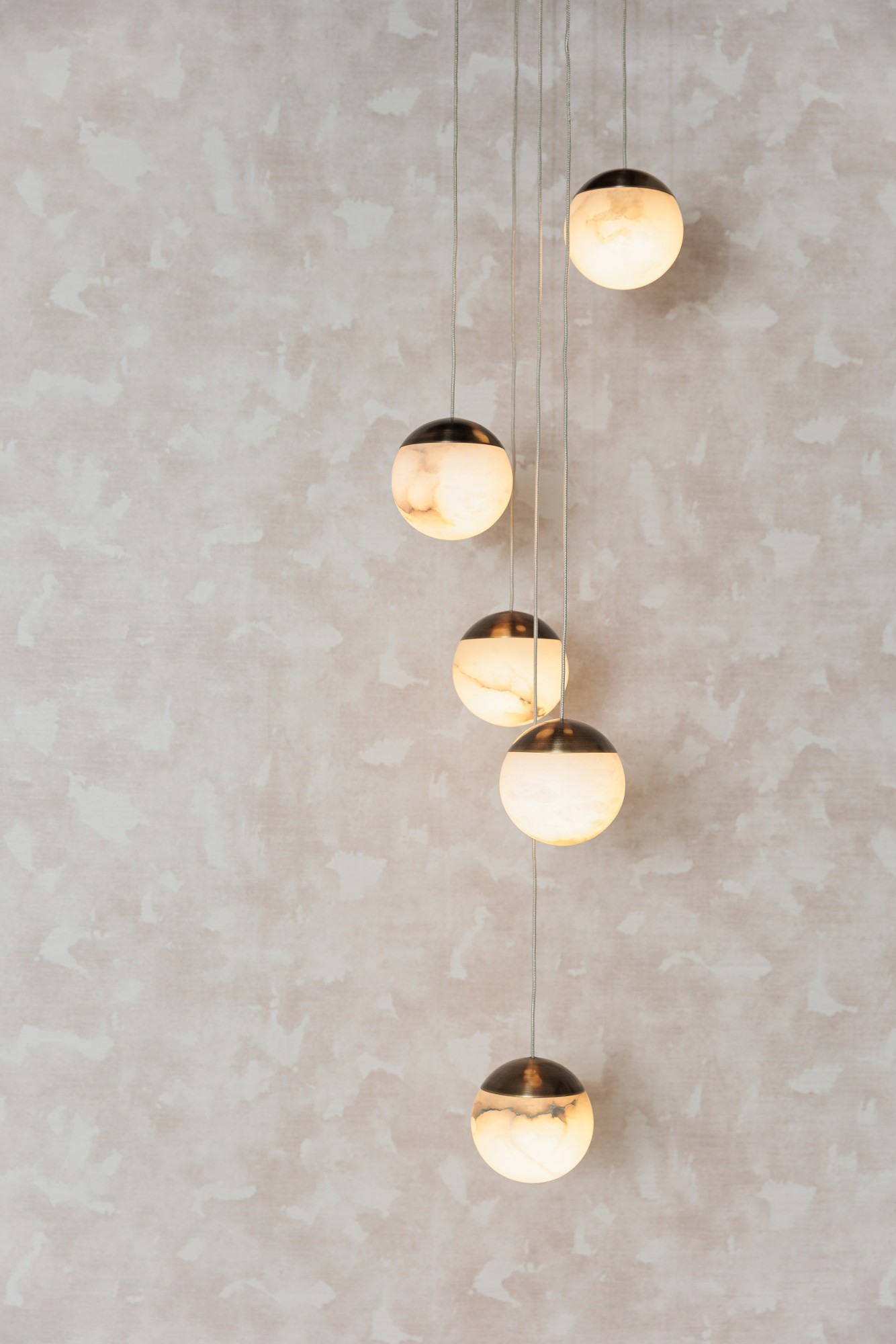 V103-03 Hikaru - Himalayan Salt Installation Image