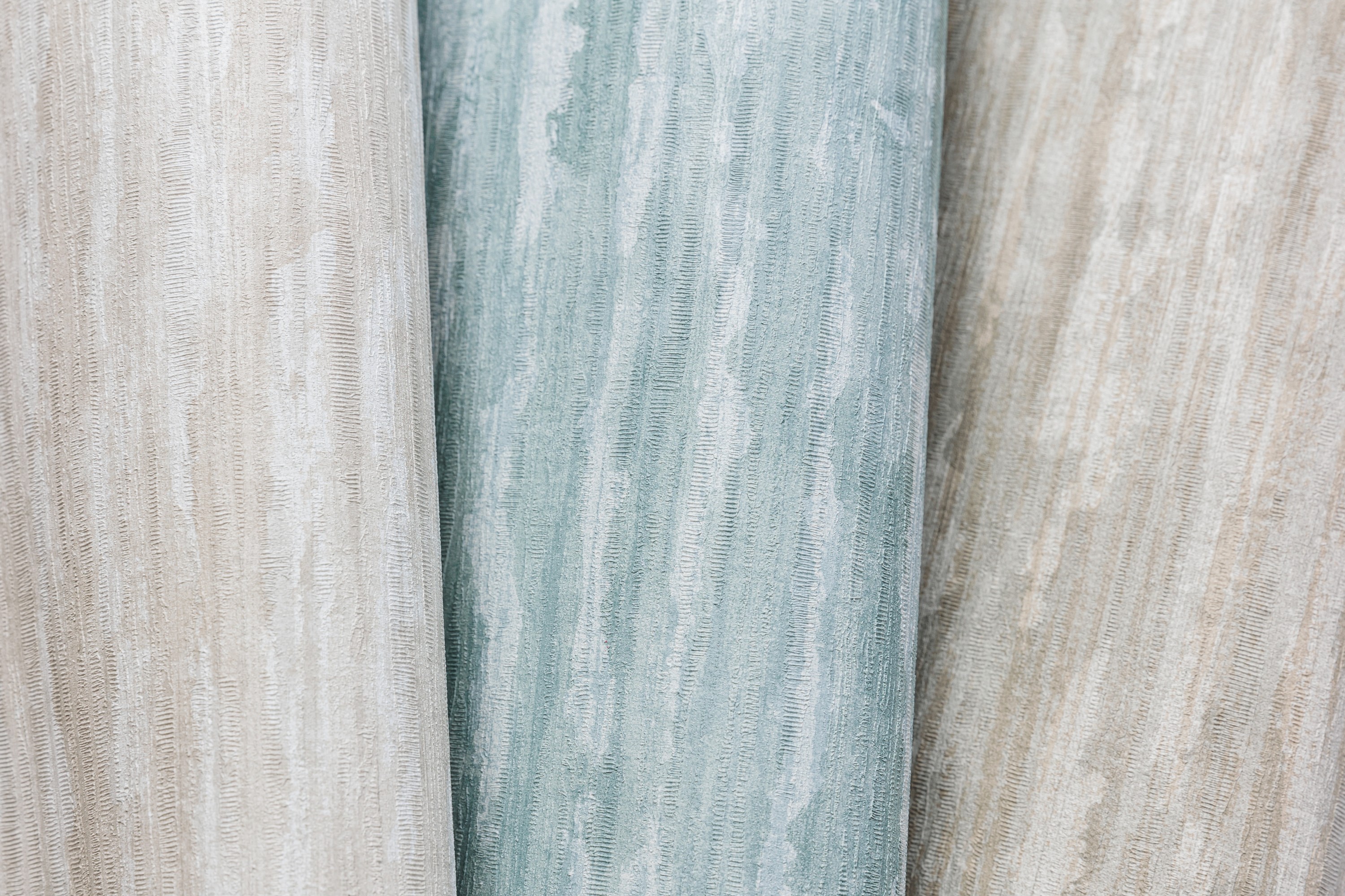 V112 Guild Vanilla Latte, Turquoise Waves, Marlstone Hero Image
