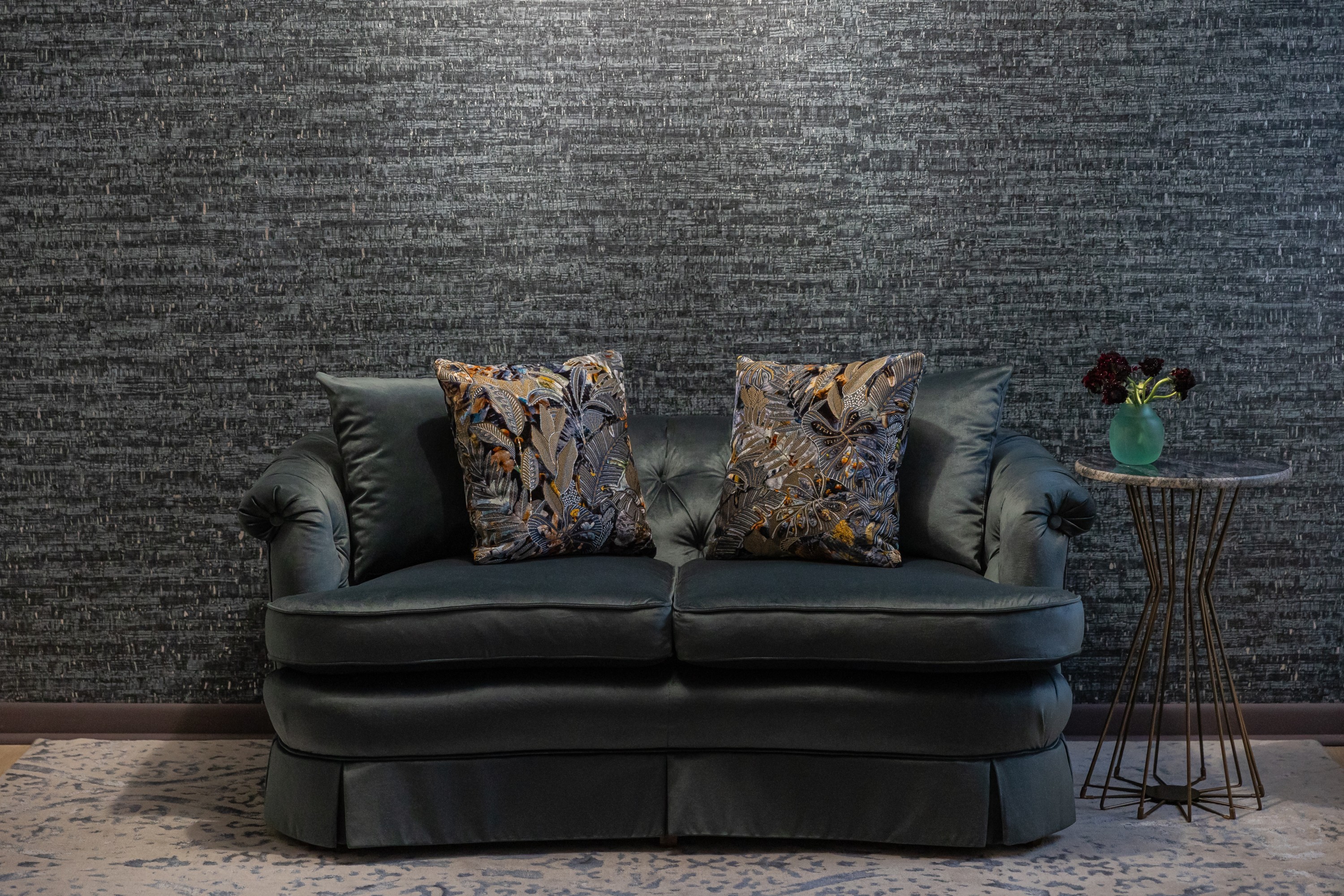 V115-08 Montado Deep Dive, 5014-02 Daintree Blue Flax, 7571-08 Lenis Beryl Installation Image