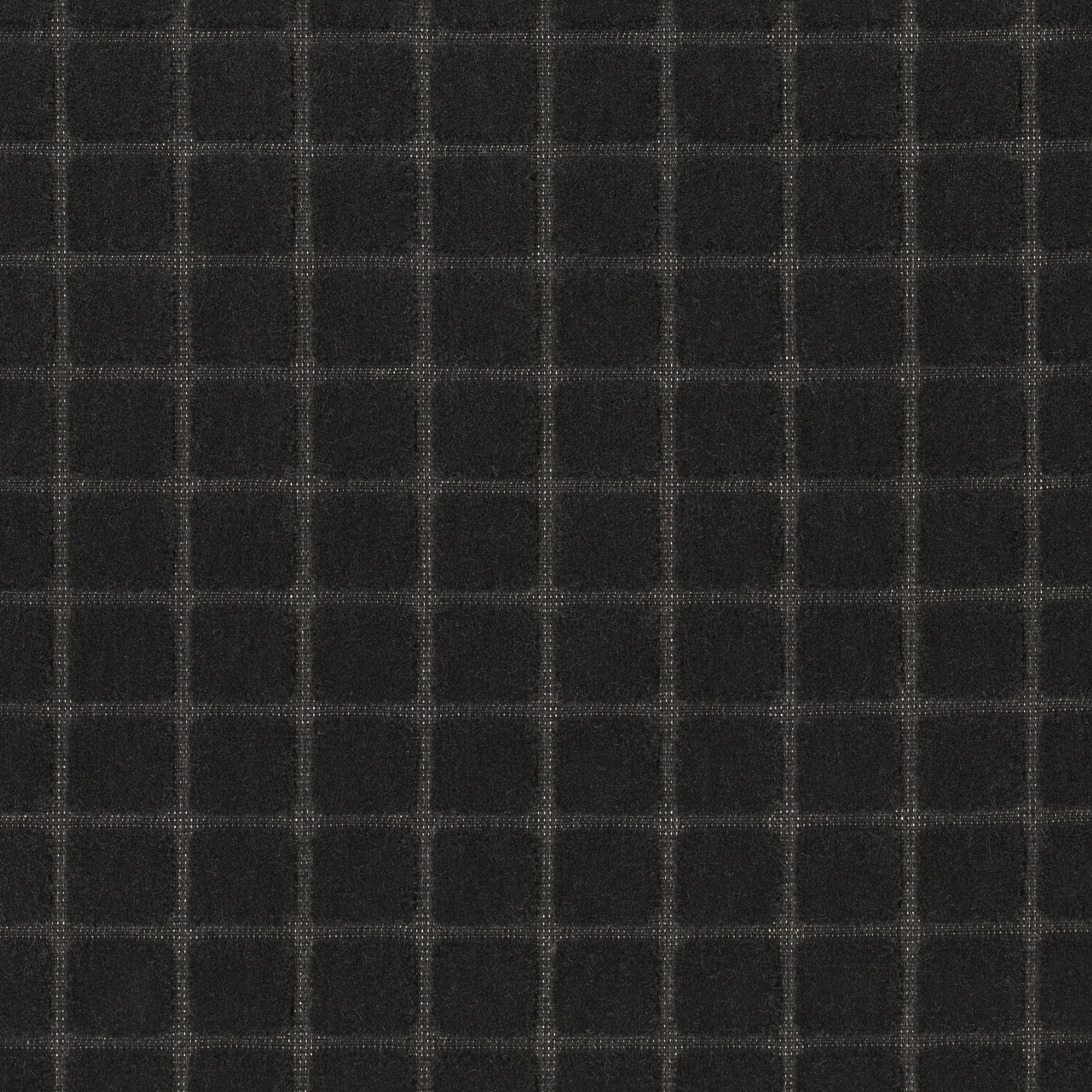 4261-09 Smalti - Almost Black Swatch