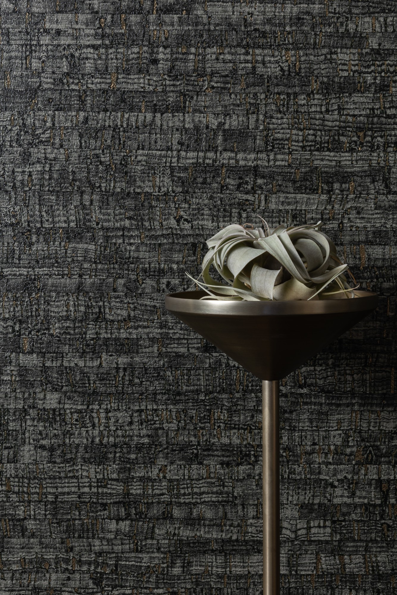 V115-06 Montado Roscoelite Installation Image