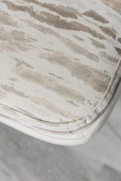 5824-01 Pastel - Birch Installation Image