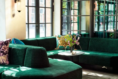 4258-10 Graviata - Evergreen Installation Image
