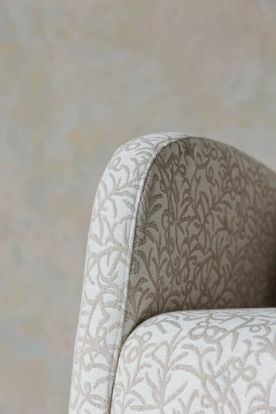 V111-04 Pastel Opal, 4374-02 Rosemary Rice Pudding Installation Image