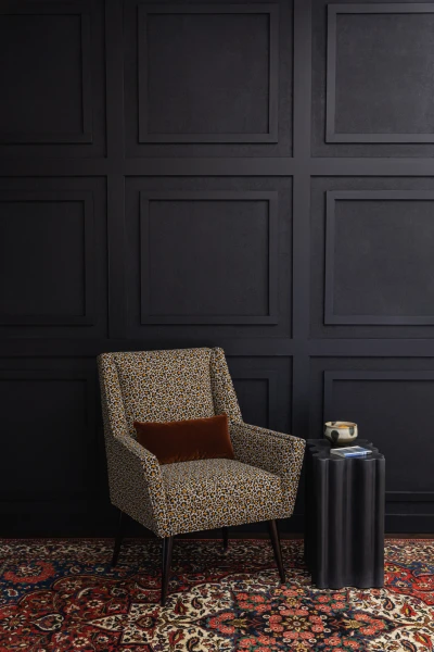 2327-04 Rosette - Leopard, 5515-11 Empire – Burnt Orange Installation Image