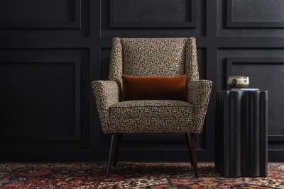 2327-04 Rosette - Leopard, 5515-11 Empire – Burnt Orange Installation Image