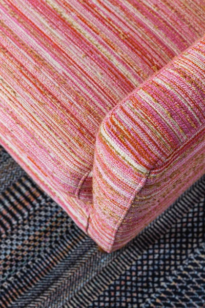 5015-05 Celosia - Grapefruit Installation Image