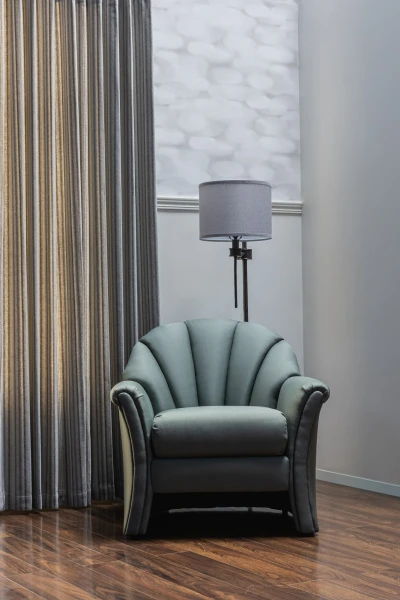 7551-05 Dhara – Scotch Thistle, 9650-02 Pendulum – Grey Mongoose, V200-02 Celeste – Nimbus Cloud Installation Image