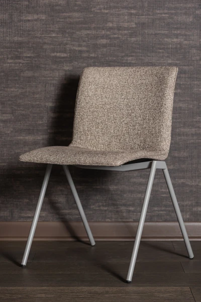 8355-05 Zola Scottish Deerhound Installation Image
