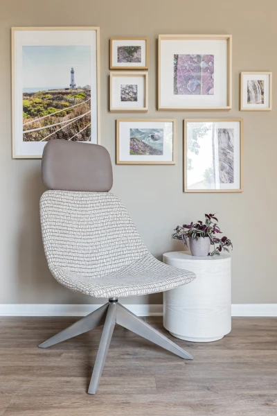 8392-02 Carmi – Takin, 6825-06 Aldrin – Desert Mauve, V100-09 Chateau – African Wildcat Installation Image